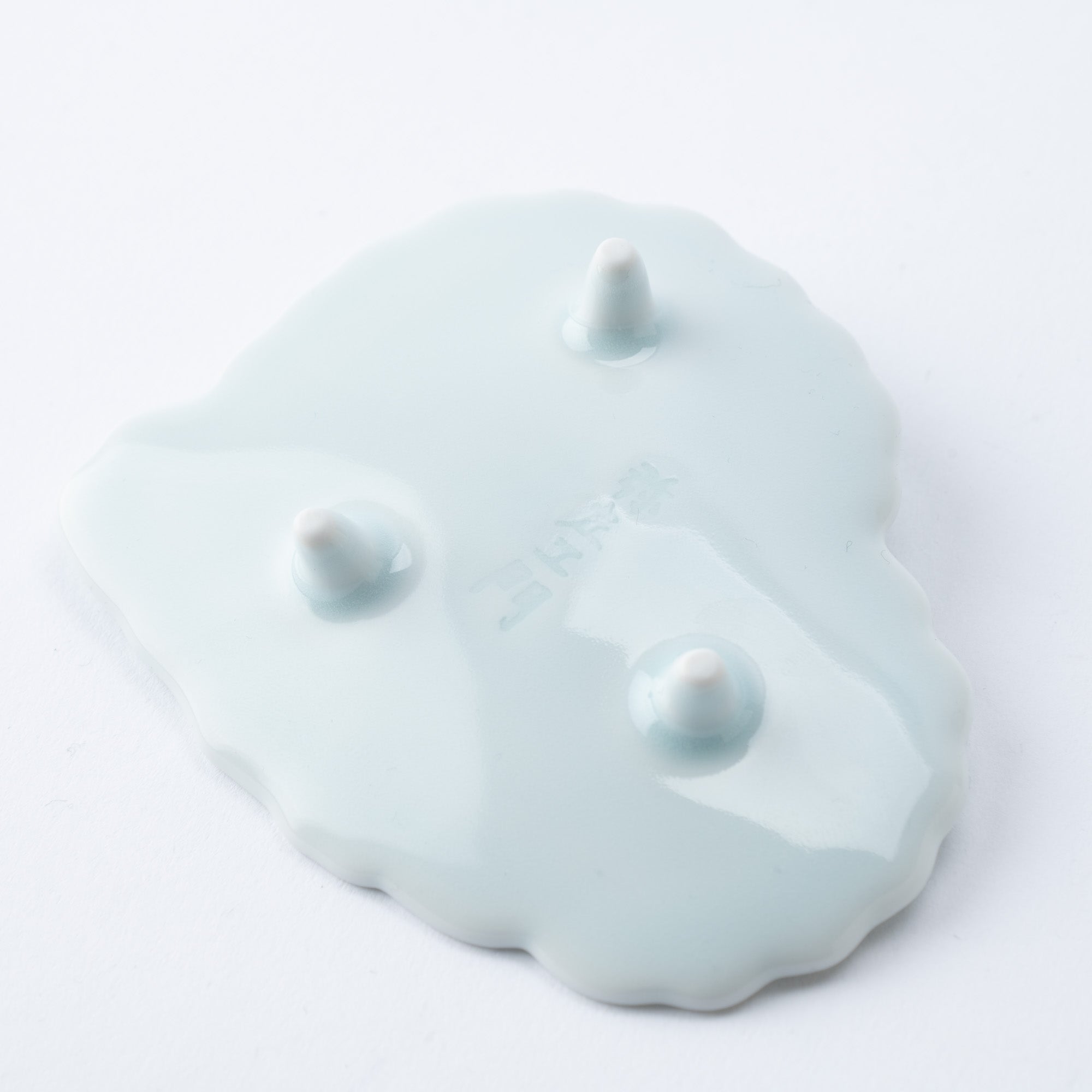 Arita Porcelain Lab Yazaemon Pine Tree Fan Gourd Celadon Small Plate Set - MUSUBI KILN - Quality Japanese Tableware and Gift