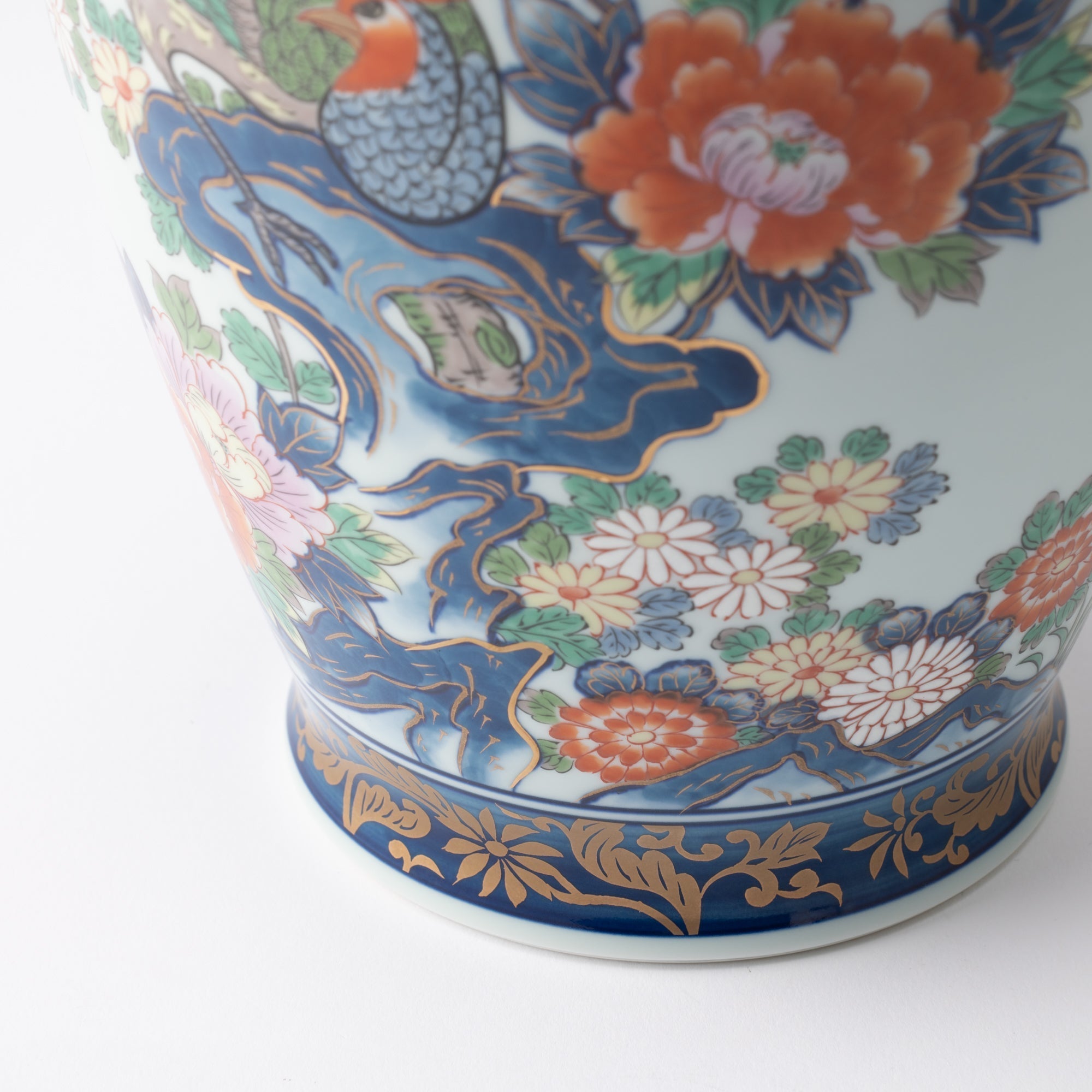 Arita Porcelain Lab Yazaemon "Somenishiki" Rock Flower Bird Flower Vase - MUSUBI KILN - Quality Japanese Tableware and Gift