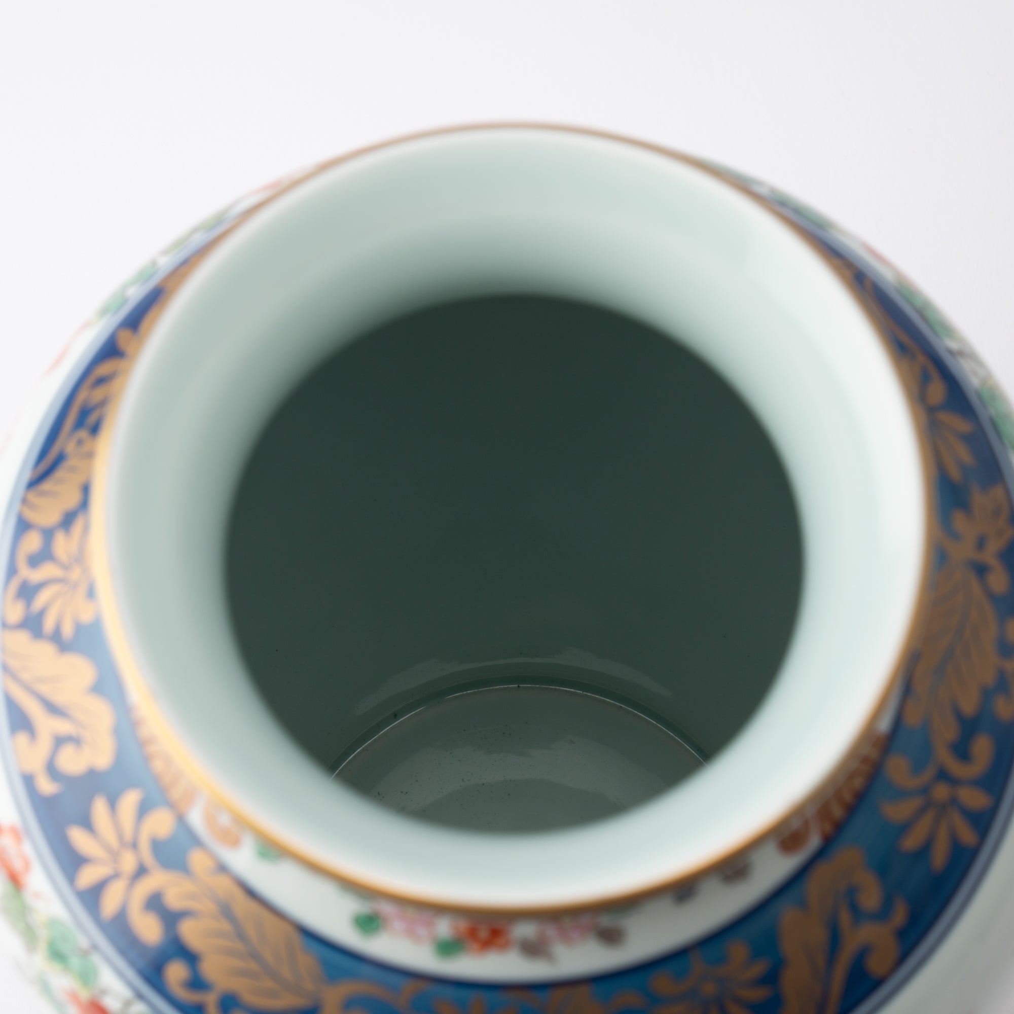 Arita Porcelain Lab Yazaemon "Somenishiki" Rock Flower Bird Flower Vase - MUSUBI KILN - Quality Japanese Tableware and Gift