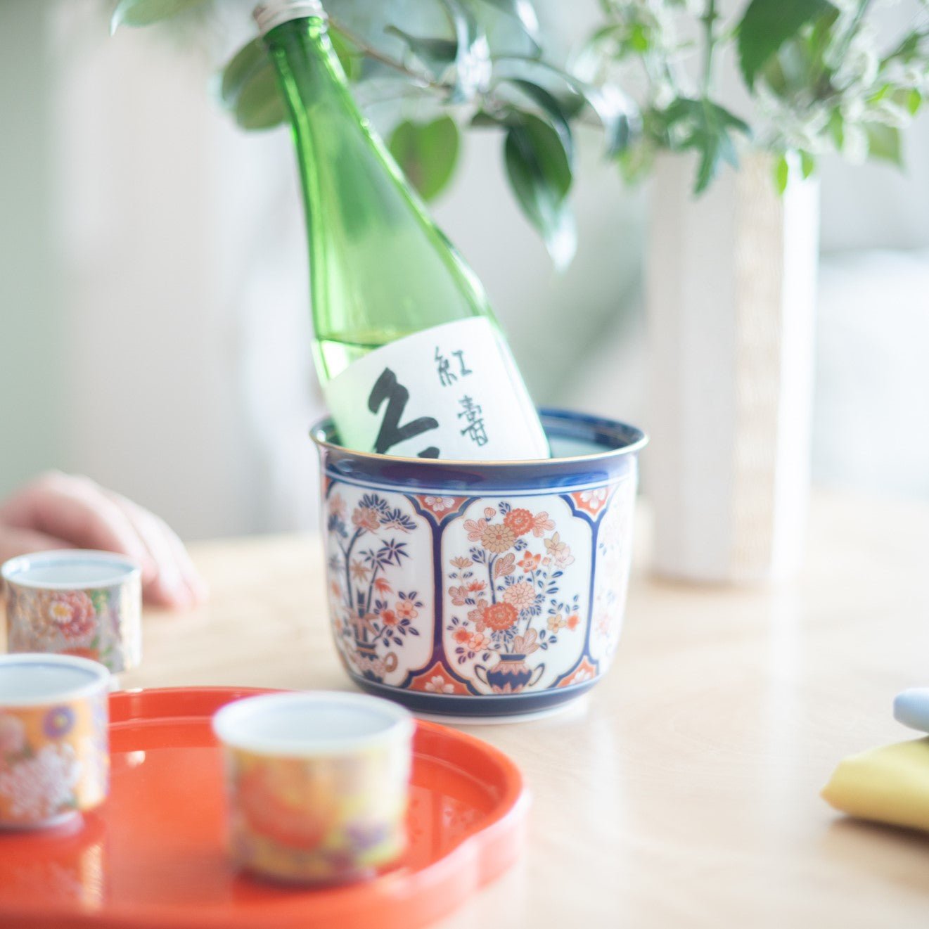 Arita Porcelain Lab Yazaemon White Sake Cooler - MUSUBI KILN - Quality Japanese Tableware and Gift