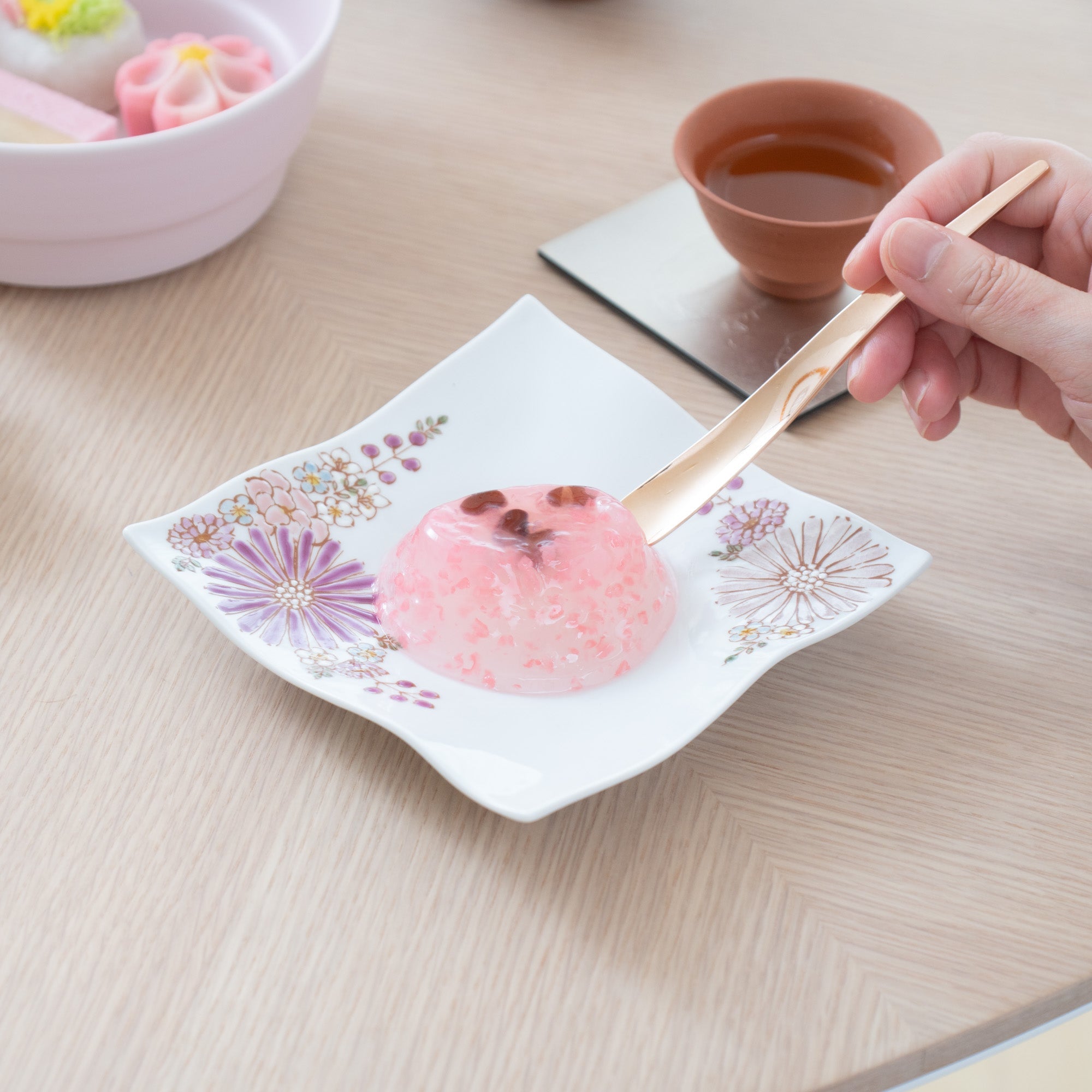 Atelier Yu Brilliant Flower Kutani Square Plate S - MUSUBI KILN - Quality Japanese Tableware and Gift