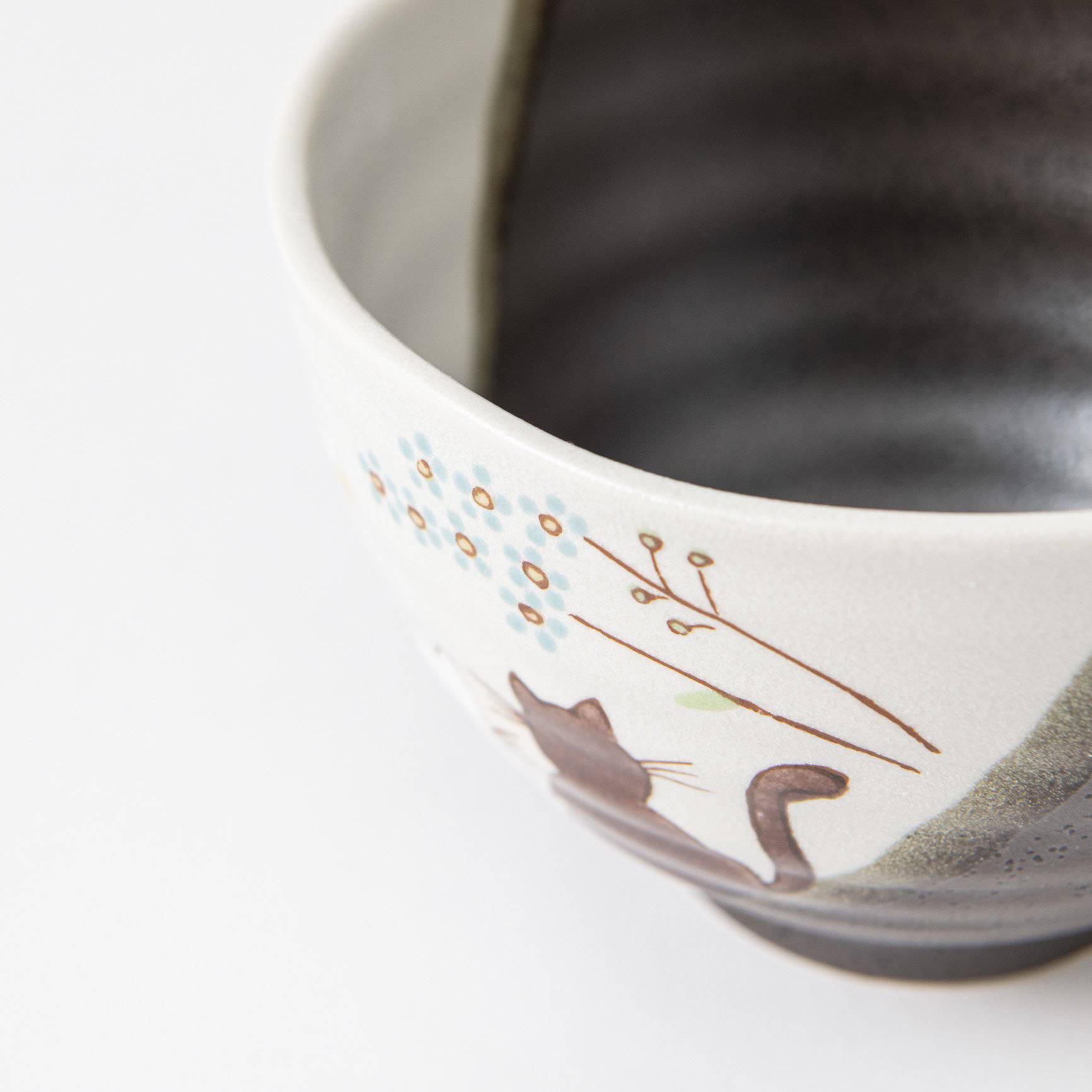 Atelier Yu Cats In Sunny Spot Kutani Japanese Rice Bowl - MUSUBI KILN - Quality Japanese Tableware and Gift