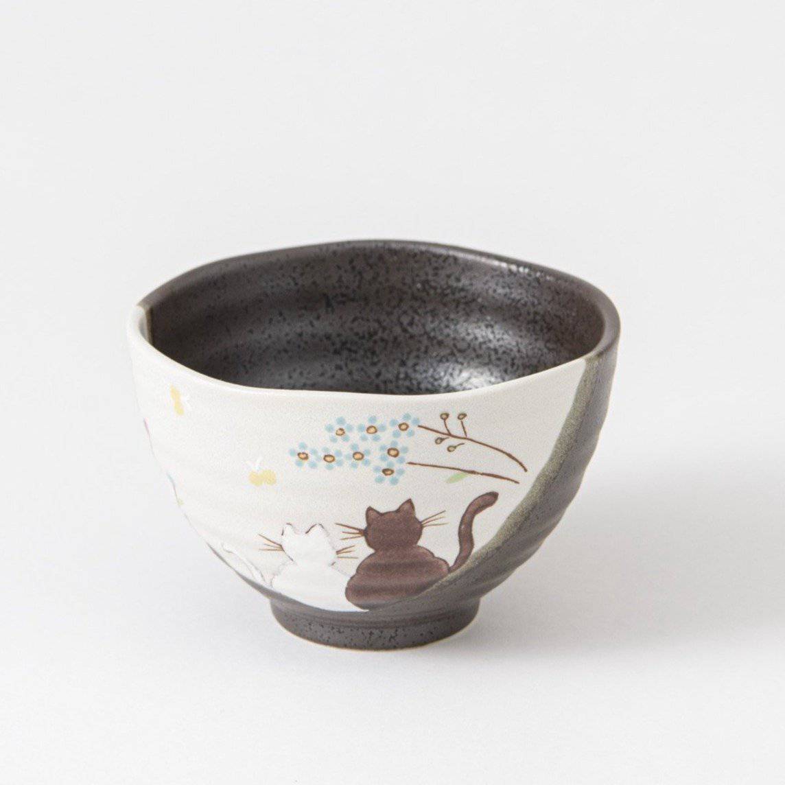 Atelier Yu Cats In Sunny Spot Kutani Japanese Rice Bowl - MUSUBI KILN - Quality Japanese Tableware and Gift