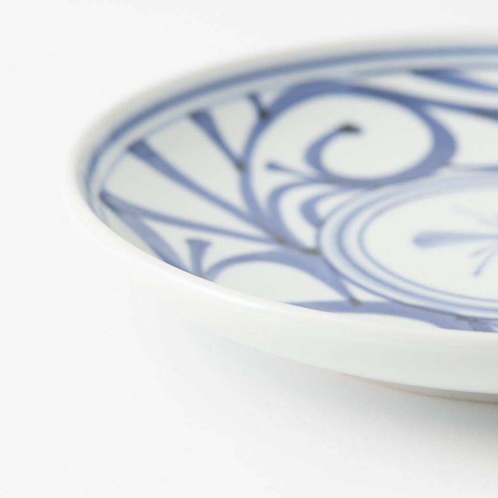 Baizan Kiln Arabesque Round Plate 9.64in - MUSUBI KILN - Quality Japanese Tableware and Gift