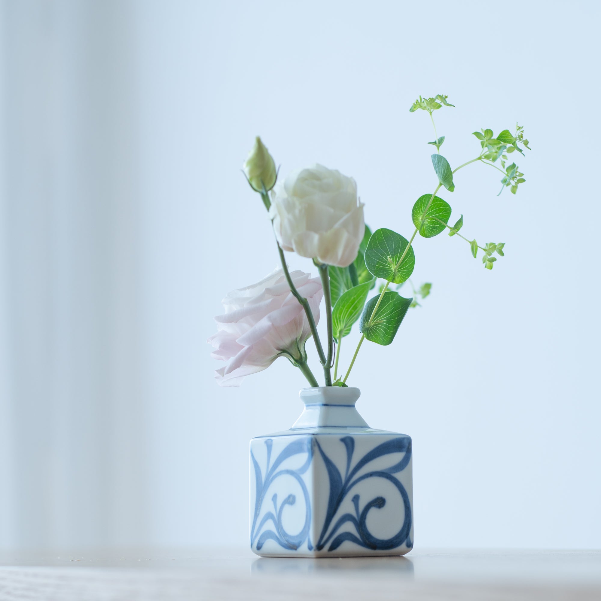 Baizan Kiln Arabesque Tobe Japanese Flower Vase - MUSUBI KILN - Quality Japanese Tableware and Gift