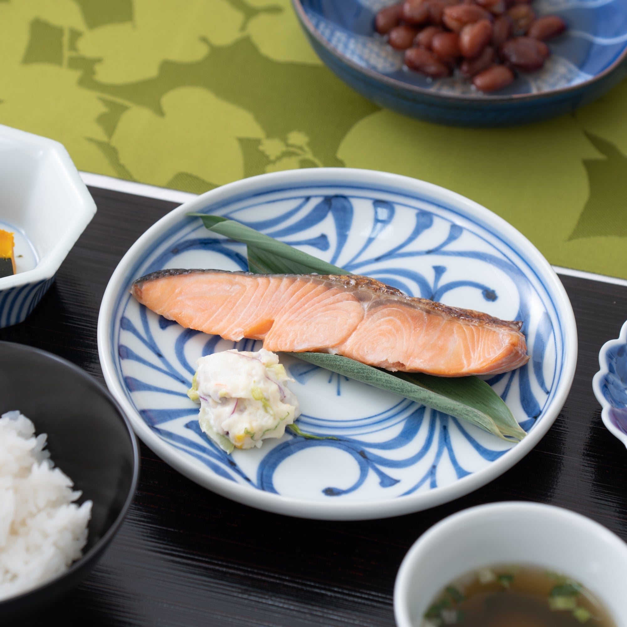 Baizan Kiln Arabesque Tobe Round Plate 8.66in - MUSUBI KILN - Quality Japanese Tableware and Gift