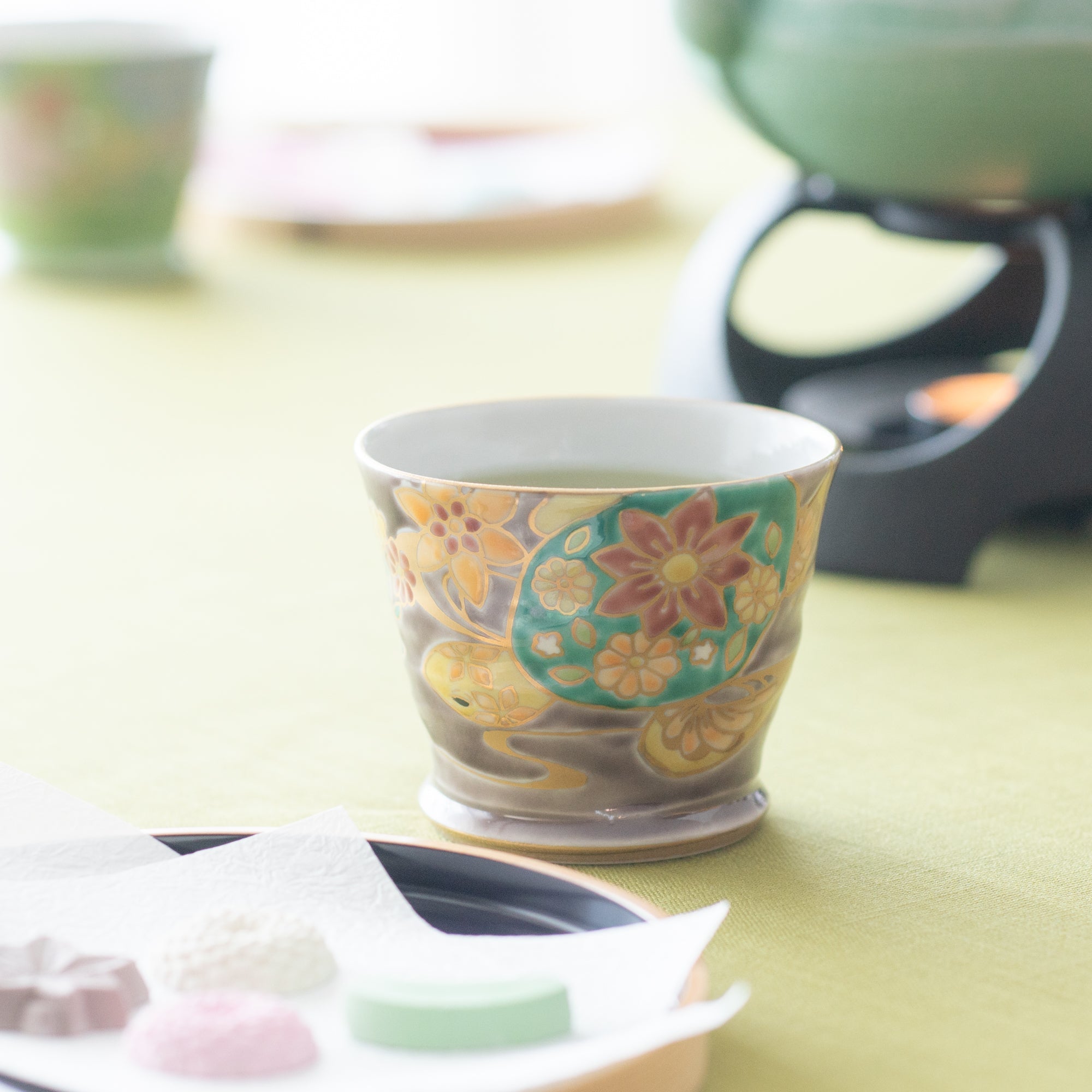 Bizan Kiln Sea Turtle Kutani Teacup - MUSUBI KILN - Quality Japanese Tableware and Gift