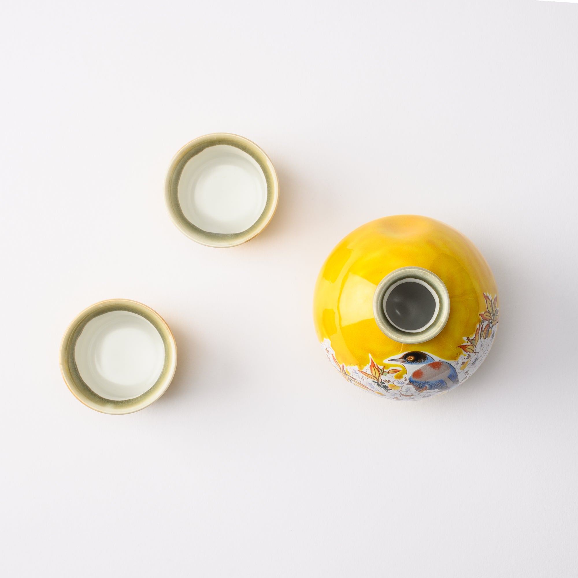 Bizan Kiln Yoshidaya Sakura and Bird Kutani Sake Set - MUSUBI KILN - Quality Japanese Tableware and Gift