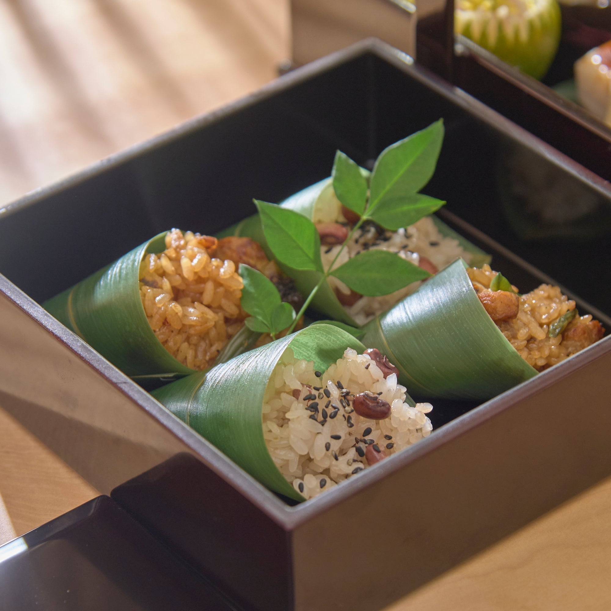 Black Running Water Echizen Lacquerware Two Tiers Jubako Bento Box with Handle - MUSUBI KILN - Quality Japanese Tableware and Gift