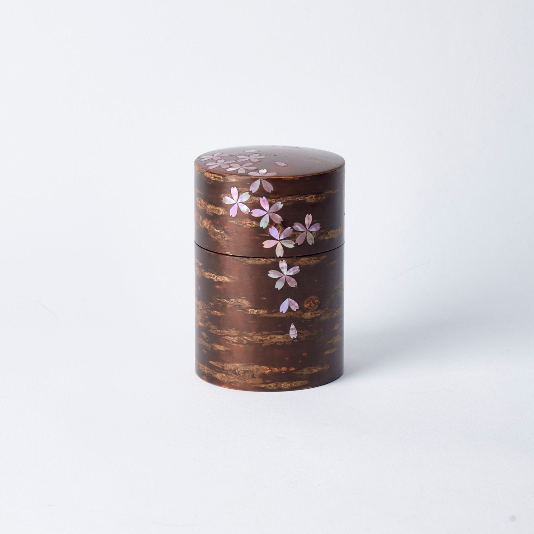 Recipiente para té Sakura Fubuki con incrustaciones de concha rosa