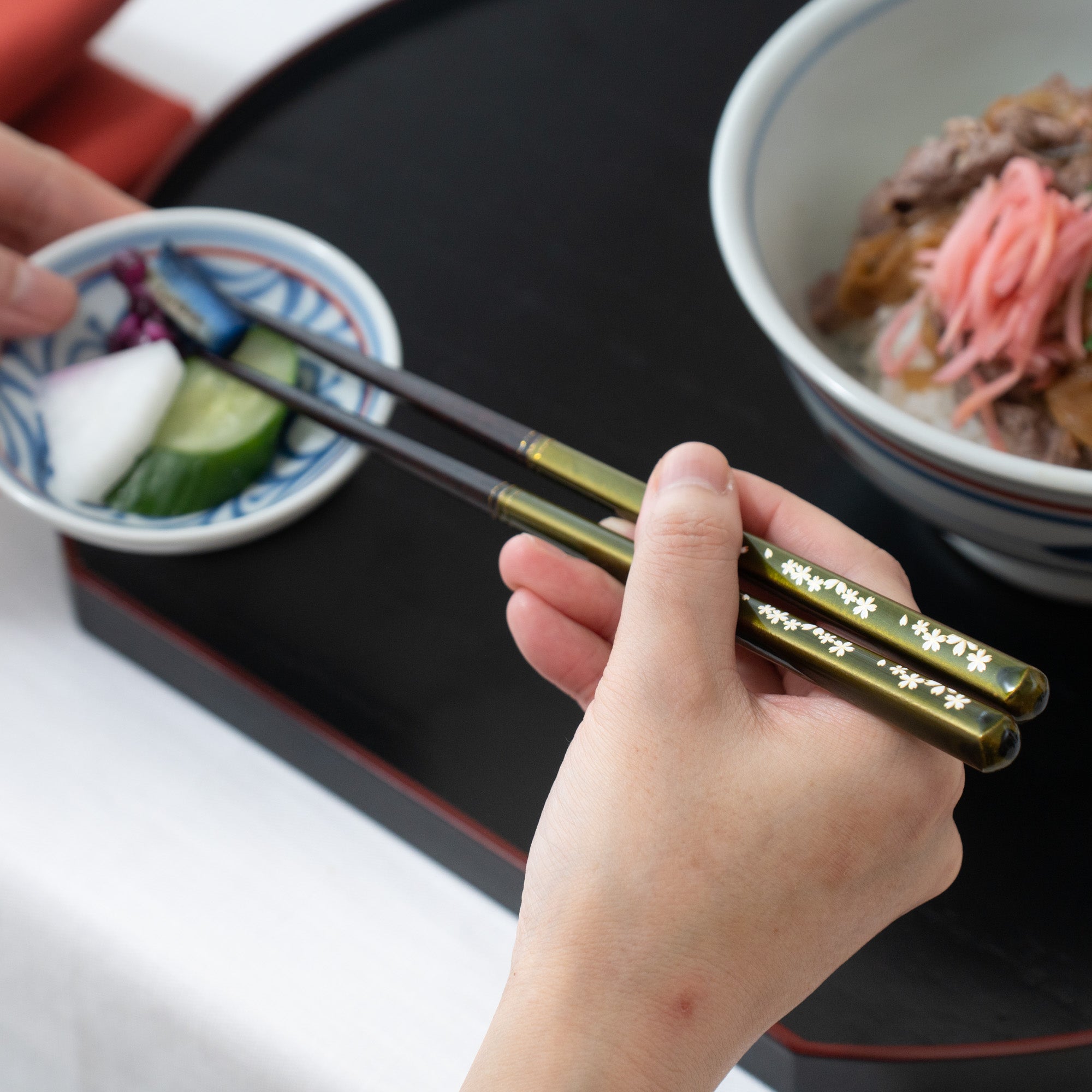 Cherry Blossoms Wakasa Lacquerware Chopsticks 23 cm (9 in) / 21 cm (8.3 in) and Apple Chopstick Rests (Set of Two) - MUSUBI KILN - Quality Japanese Tableware and Gift