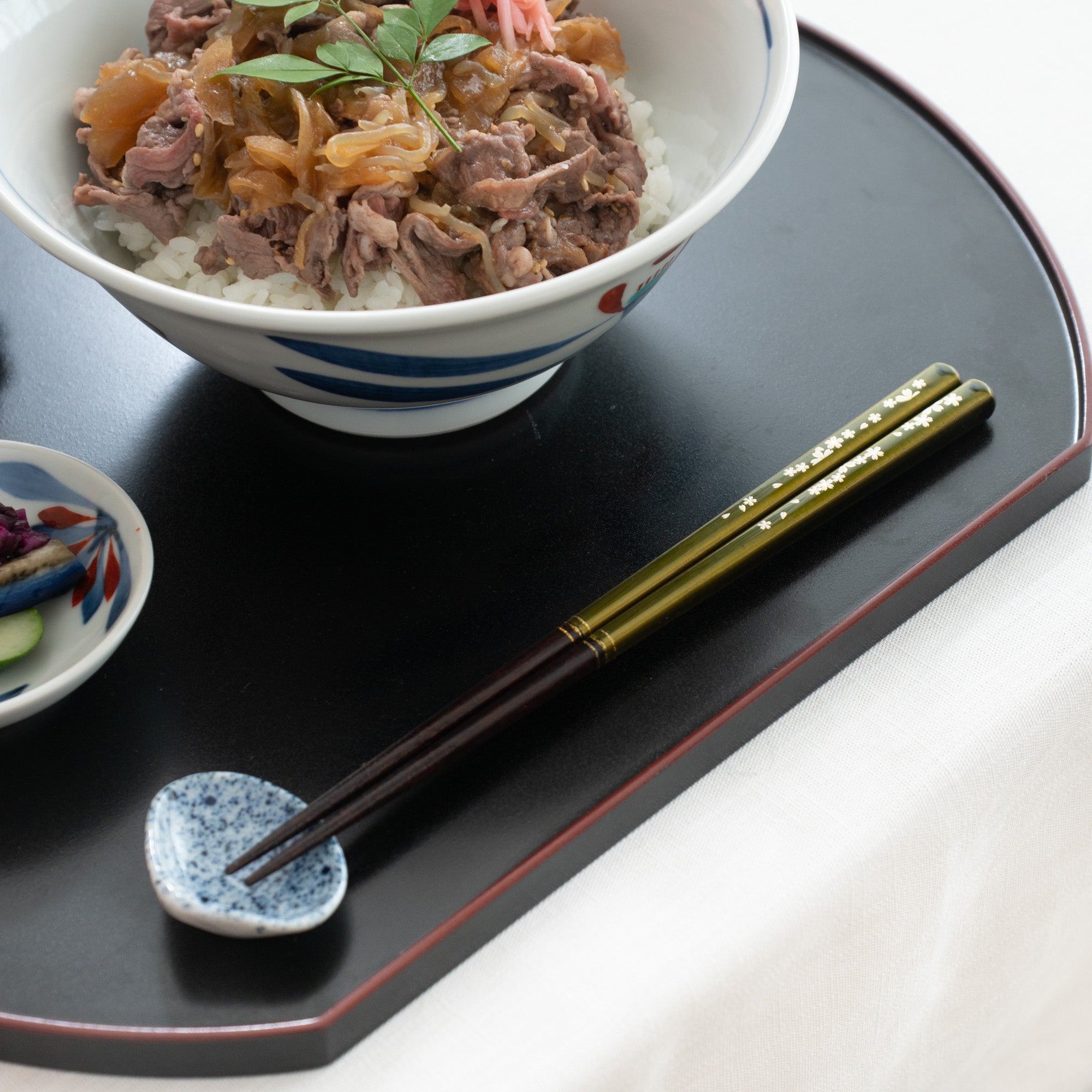 Cherry Blossoms Wakasa Lacquerware Chopsticks 23 cm (9 in) / 21 cm (8.3 in) and Apple Chopstick Rests (Set of Two) - MUSUBI KILN - Quality Japanese Tableware and Gift