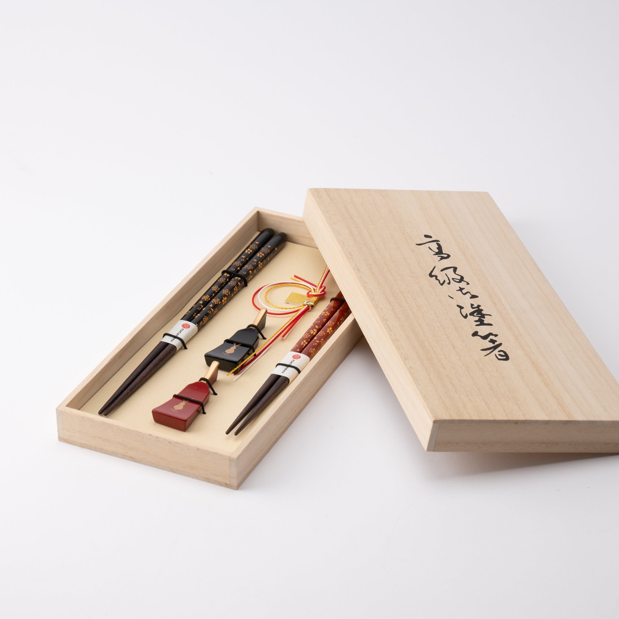 Cherry Blossoms Wakasa Lacquerware Chopsticks 23 cm (9 in) / 21 cm (8.3 in) and Chopstick Rests (Set of Two) - MUSUBI KILN - Quality Japanese Tableware and Gift