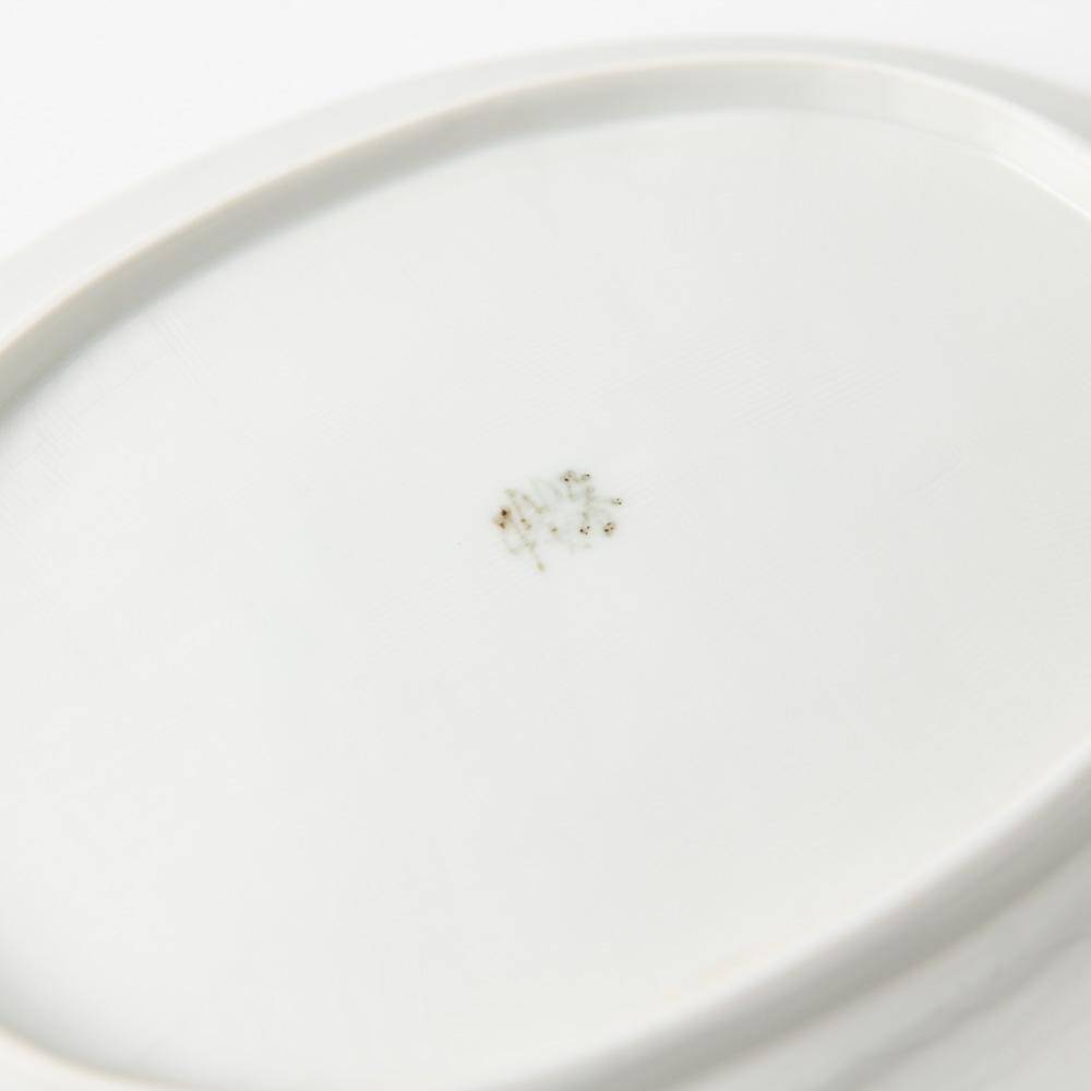 Chie Sakurai Hamorebi Kutani Oval Plate - MUSUBI KILN - Quality Japanese Tableware and Gift