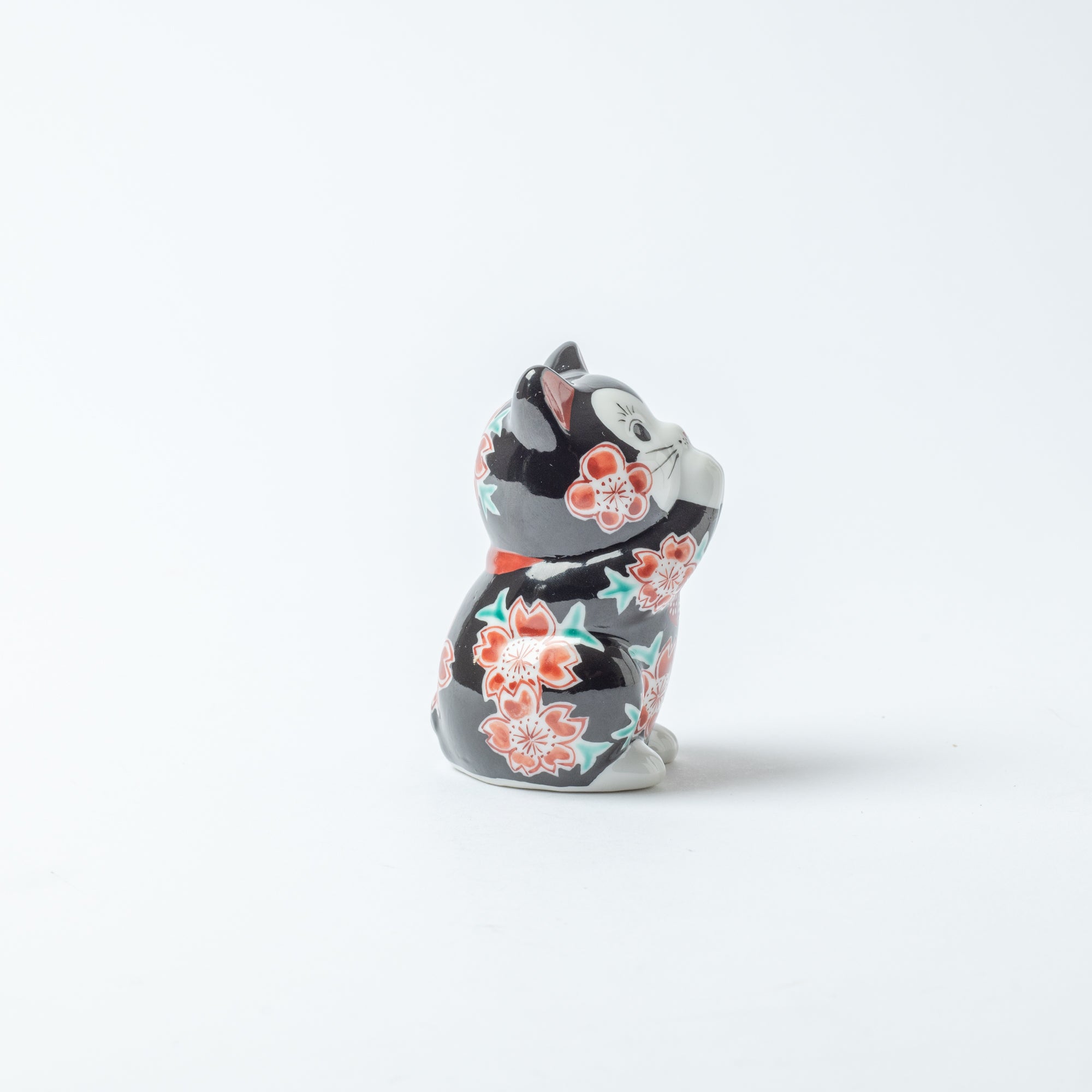 Choho Kiln Black Sakura Oinori Neko Kutani Lucky Cat 3.7in - MUSUBI KILN - Quality Japanese Tableware and Gift