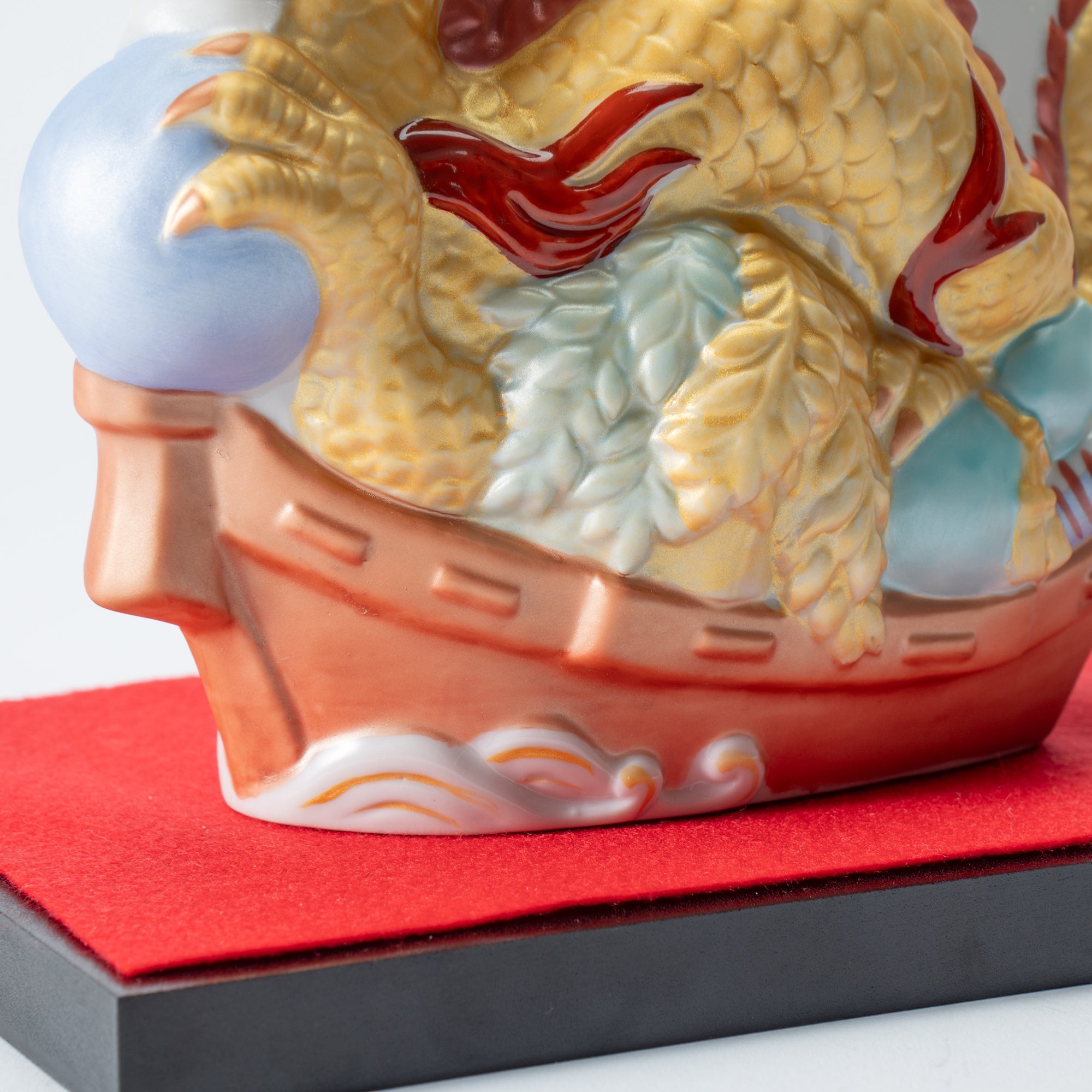 Choho Kiln Kutani Dragon and Treasure Boat - MUSUBI KILN - Quality Japanese Tableware and Gift
