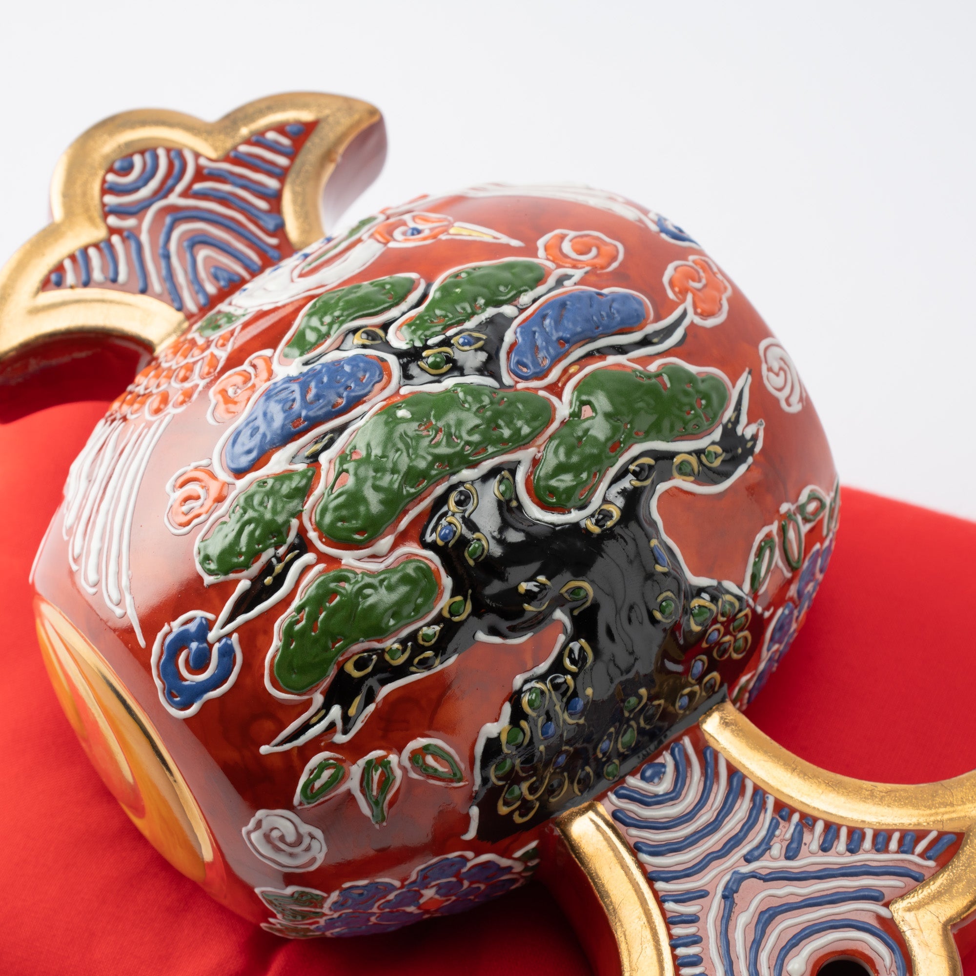 Choho Kiln Pine Tree and Crane Kutani Mallet of Luck - MUSUBI KILN - Quality Japanese Tableware and Gift
