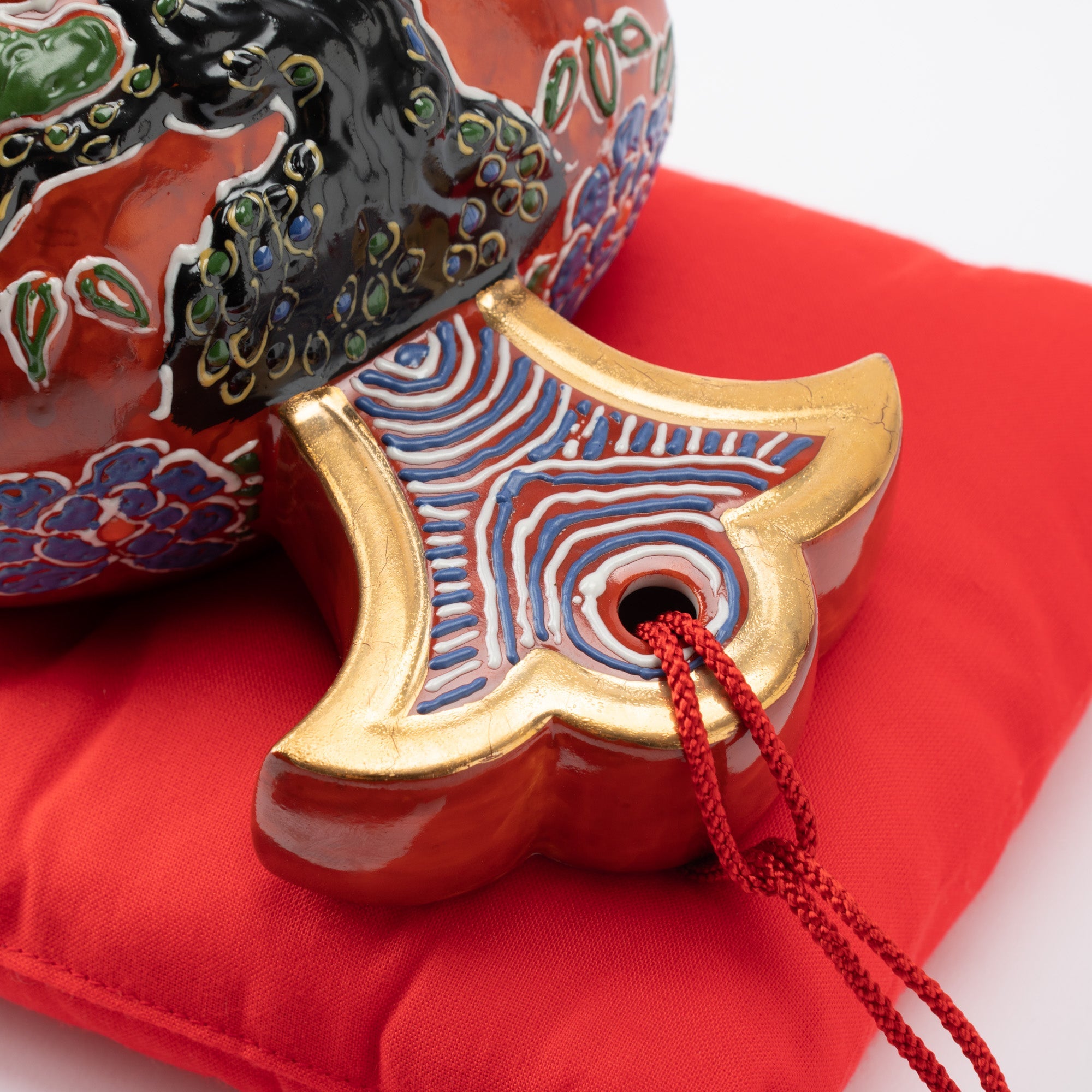 Choho Kiln Pine Tree and Crane Kutani Mallet of Luck - MUSUBI KILN - Quality Japanese Tableware and Gift
