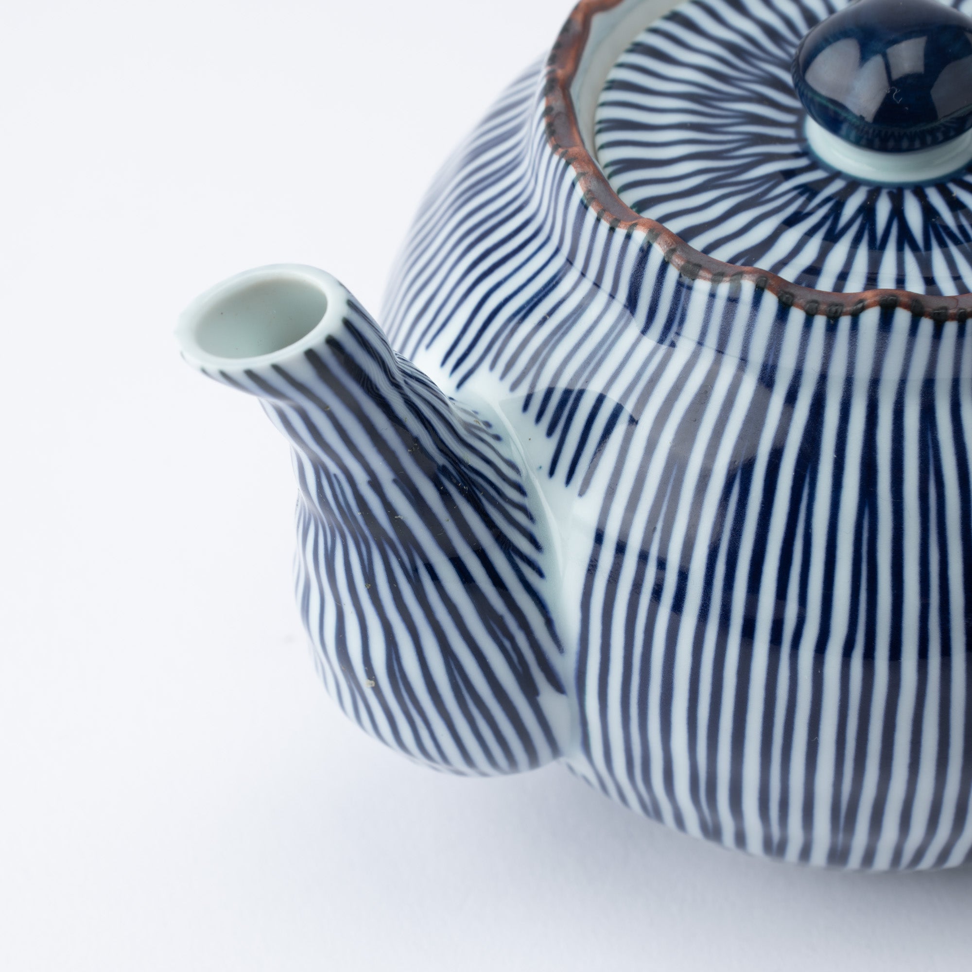 Fukuhou Kiln Tokusa Hasami Teapot 350ml(11.8oz) - MUSUBI KILN - Quality Japanese Tableware and Gift