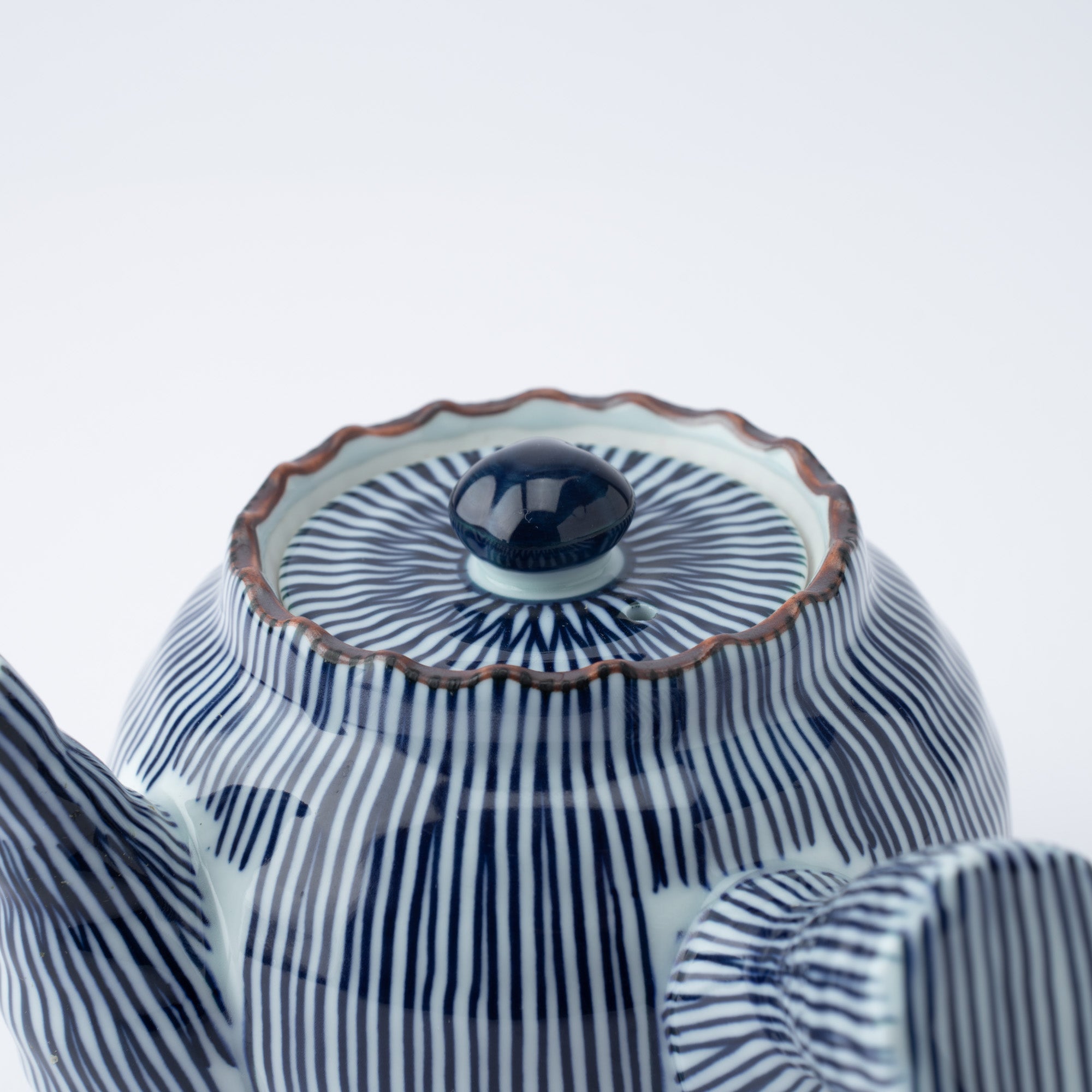 Fukuhou Kiln Tokusa Hasami Teapot 350ml(11.8oz) - MUSUBI KILN - Quality Japanese Tableware and Gift