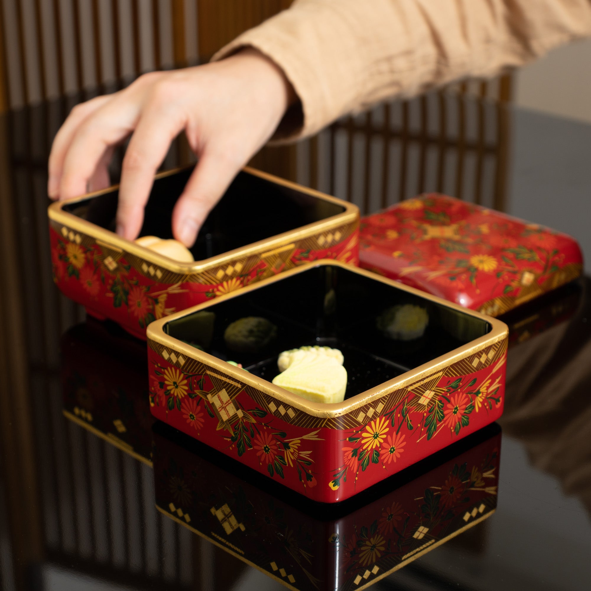 Fukunishi Sobe Chrysanthemum Aizu Lacquerware Two Tiers Jubako Bento Box - MUSUBI KILN - Quality Japanese Tableware and Gift