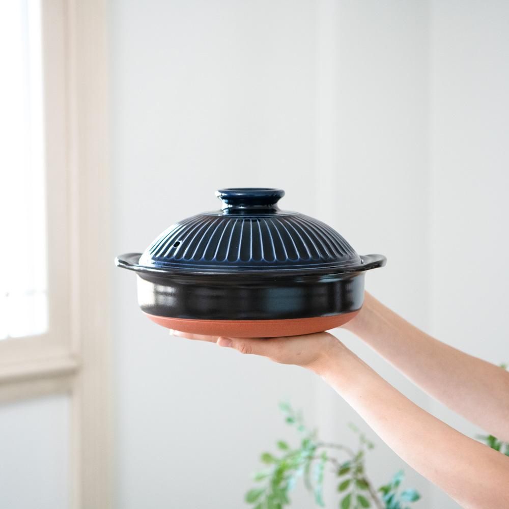 Ginpo Kikka Banko Donabe Japanese Clay Pot for 2 to 3 persons - MUSUBI KILN - Quality Japanese Tableware and Gift