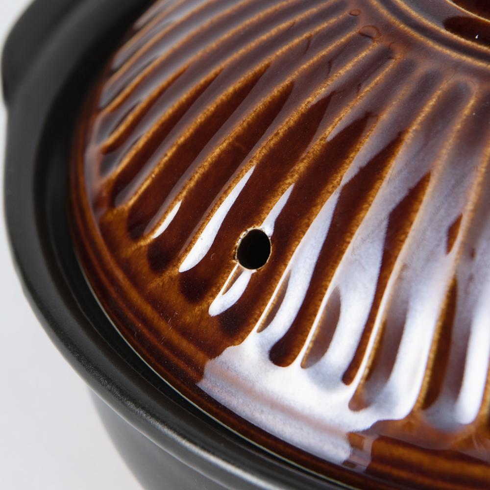 Ginpo Kikka Banko Donabe Japanese Clay Pot for 2 to 3 persons - MUSUBI KILN - Quality Japanese Tableware and Gift