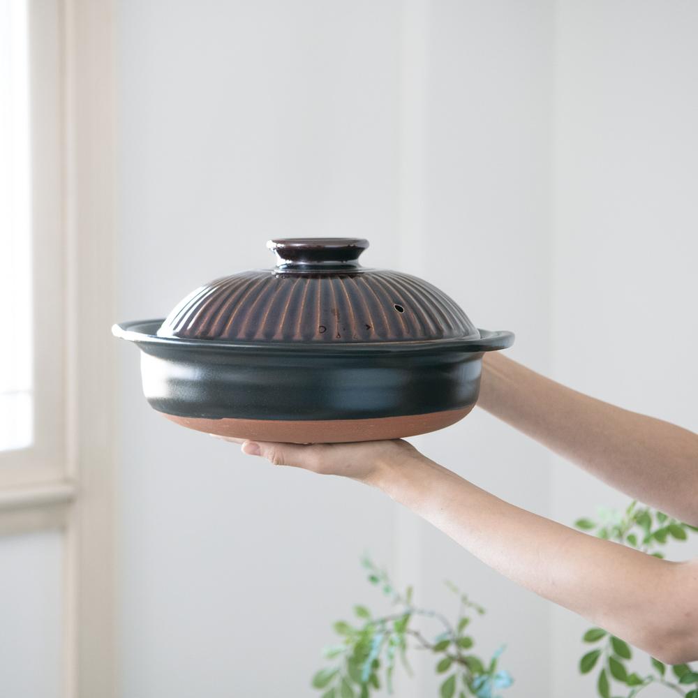 Ginpo Kikka Banko Donabe Japanese Clay Pot for 3 to 4 persons - MUSUBI KILN - Quality Japanese Tableware and Gift