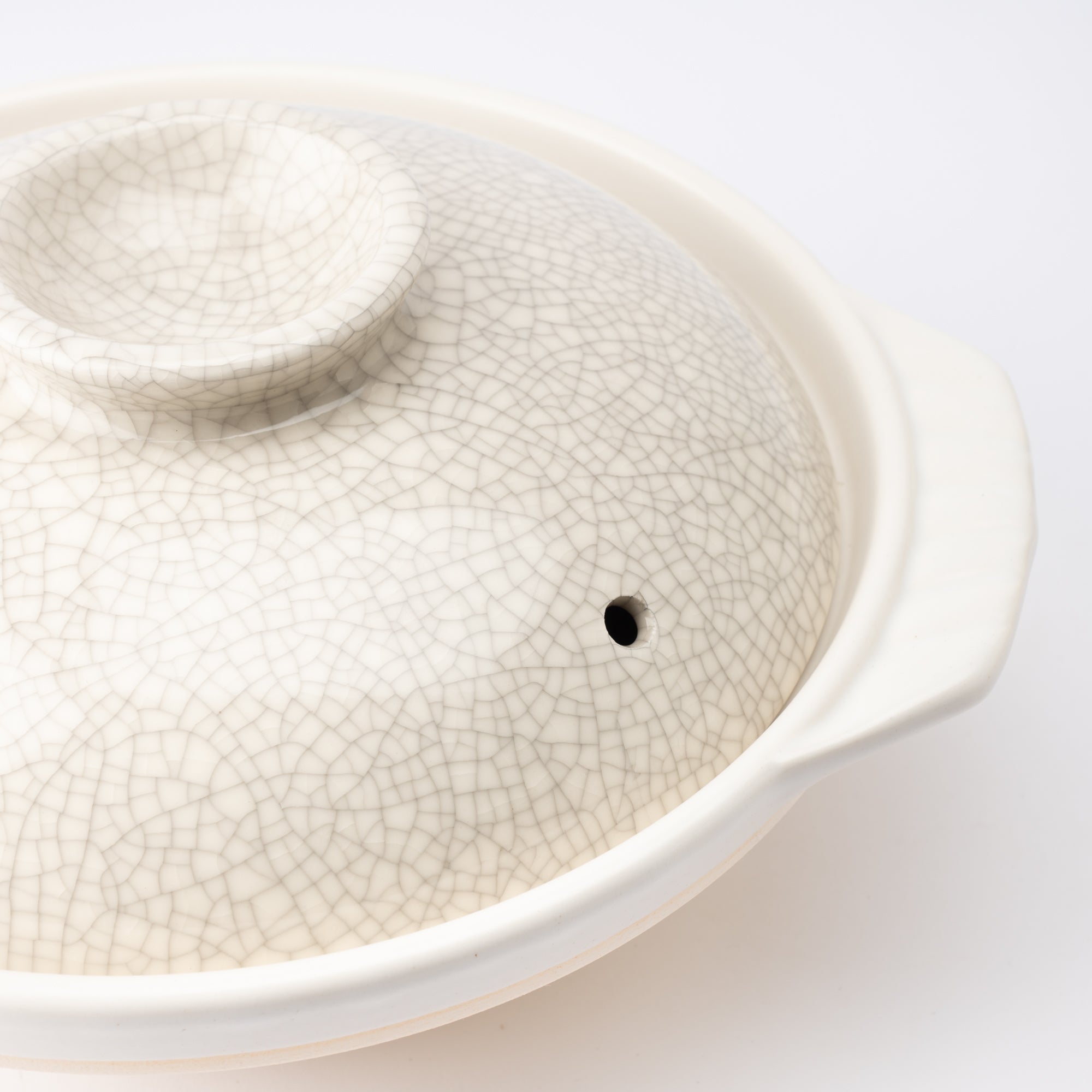 Ginpo White Kannyu Banko Donabe Japanese Clay Pot for 3 persons - MUSUBI KILN - Quality Japanese Tableware and Gift