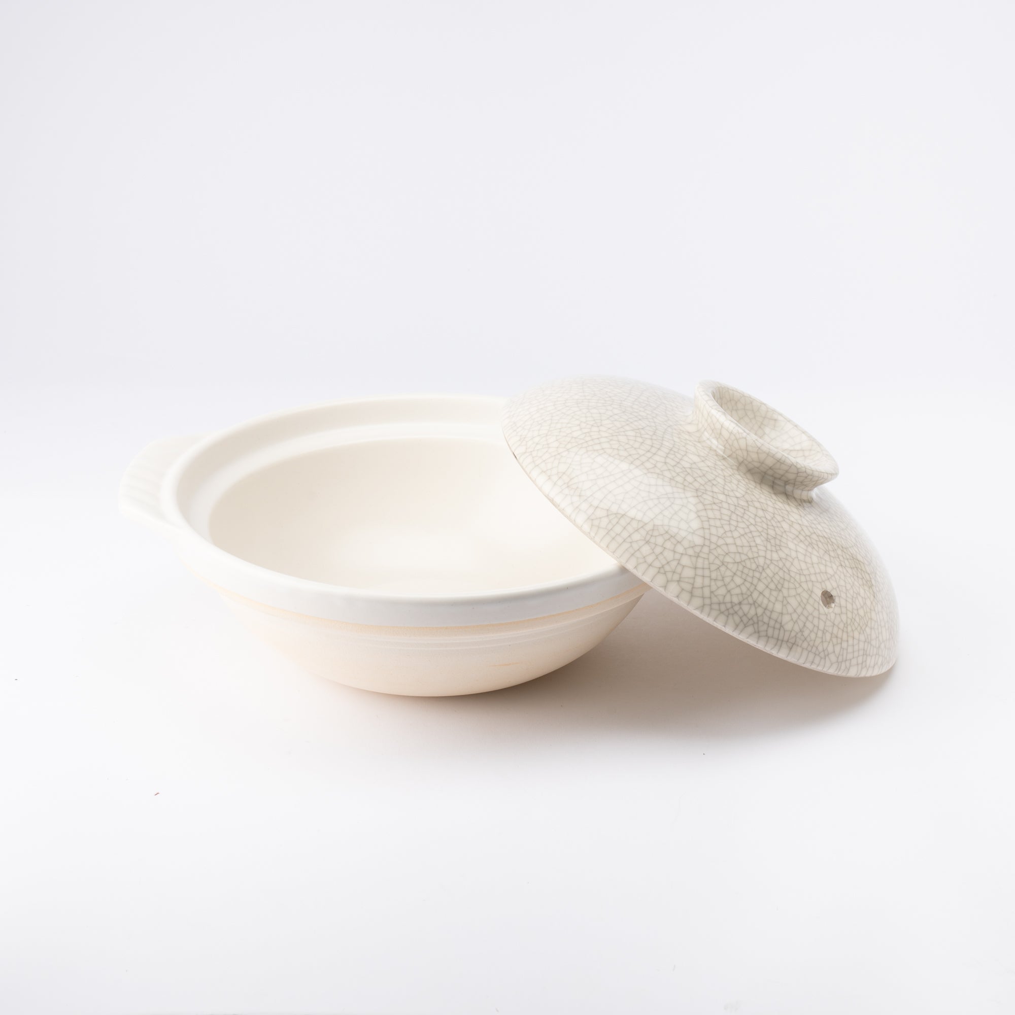 Ginpo White Kannyu Banko Donabe Japanese Clay Pot for 3 persons - MUSUBI KILN - Quality Japanese Tableware and Gift