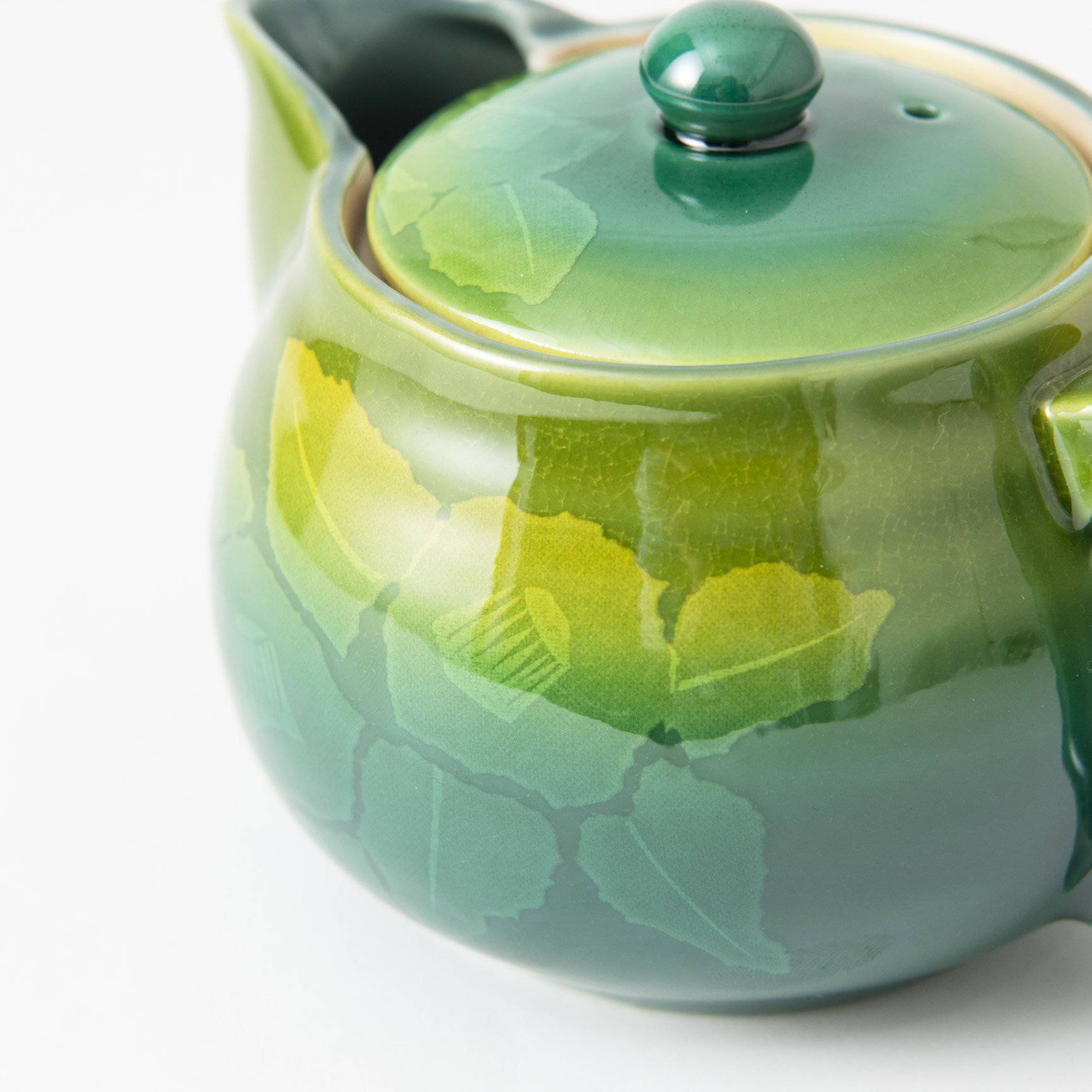 Ginsai Camellia Kutani Japanese Teapot 12.2oz(360ml) - MUSUBI KILN - Quality Japanese Tableware and Gift