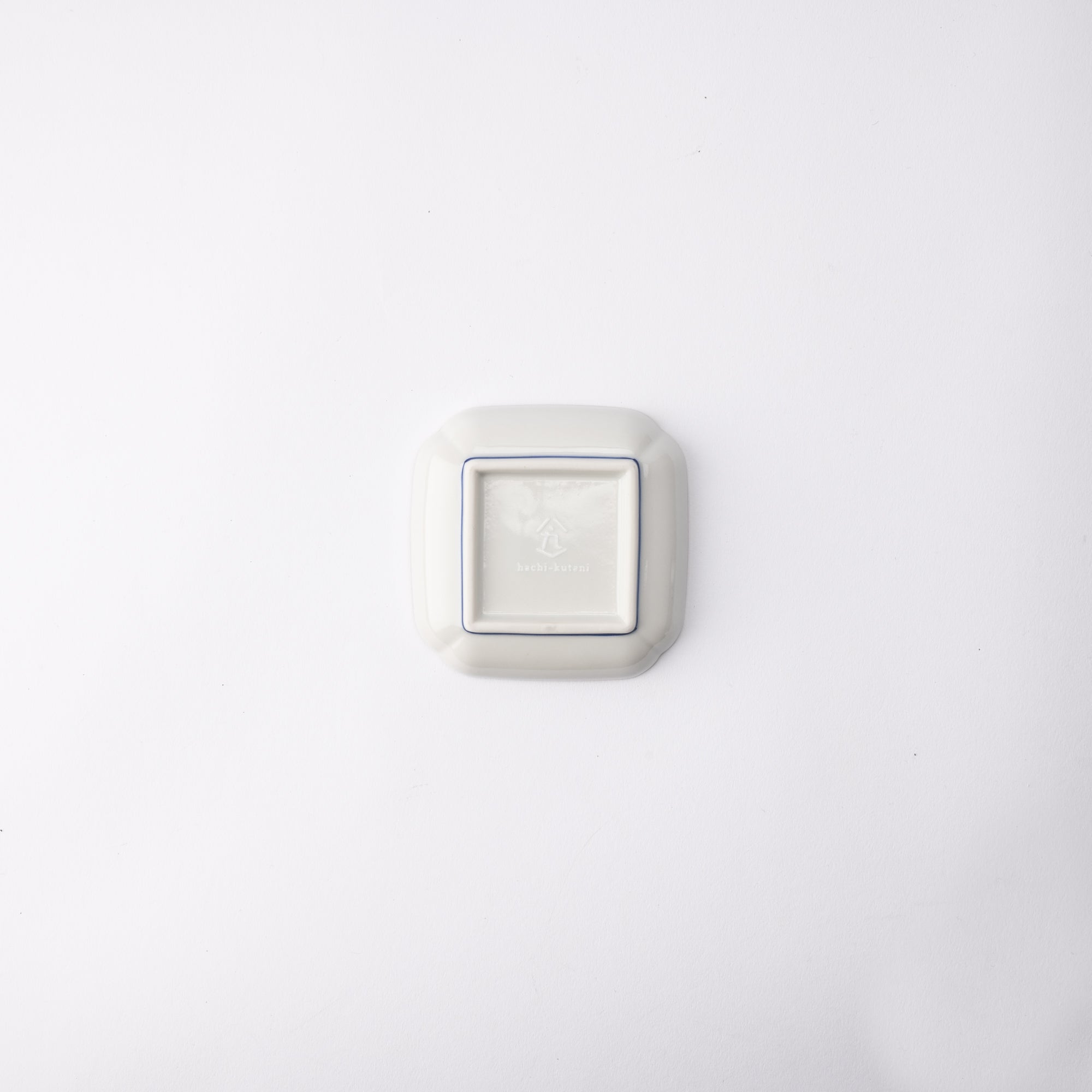 Hachi - Kutani Takara - Zukushi Kutani Sauce Plate - MUSUBI KILN - Quality Japanese Tableware and Gift