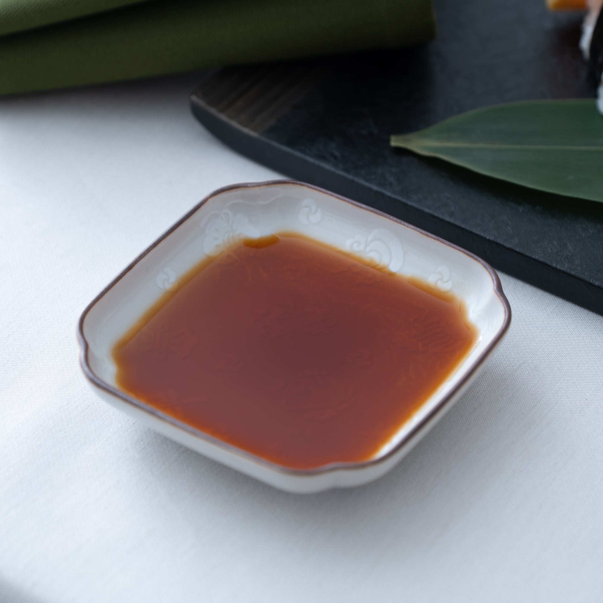 Hachi - Kutani Takara - Zukushi Kutani Sauce Plate - MUSUBI KILN - Quality Japanese Tableware and Gift