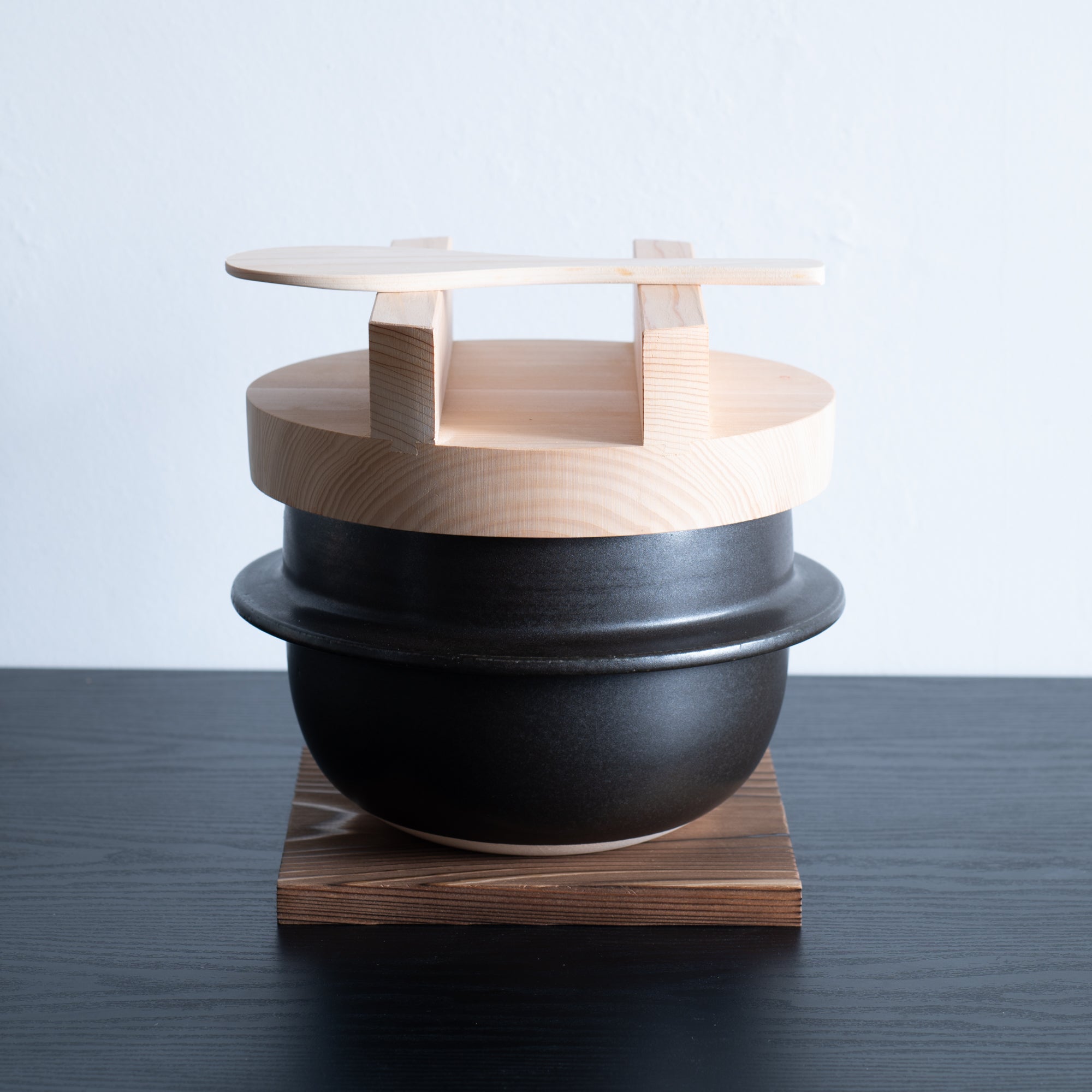 Hagama Banko Donabe Rice Cooker 3 Rice Cooker Cups (3 Gou) with Rice Scoop and Pot Mat - MUSUBI KILN - Quality Japanese Tableware and Gift