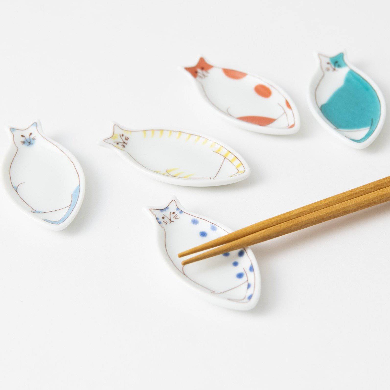 Harekutani Cat Chopstick Rest Set - MUSUBI KILN - Quality Japanese Tableware and Gift