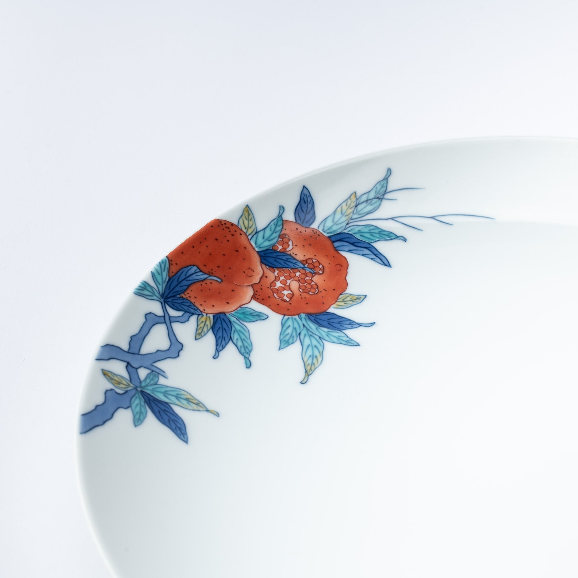 Hataman Touen Iro - Nabeshima Pomegranate Imari Nabeshima Ware Plate 11.4in - MUSUBI KILN - Quality Japanese Tableware and Gift