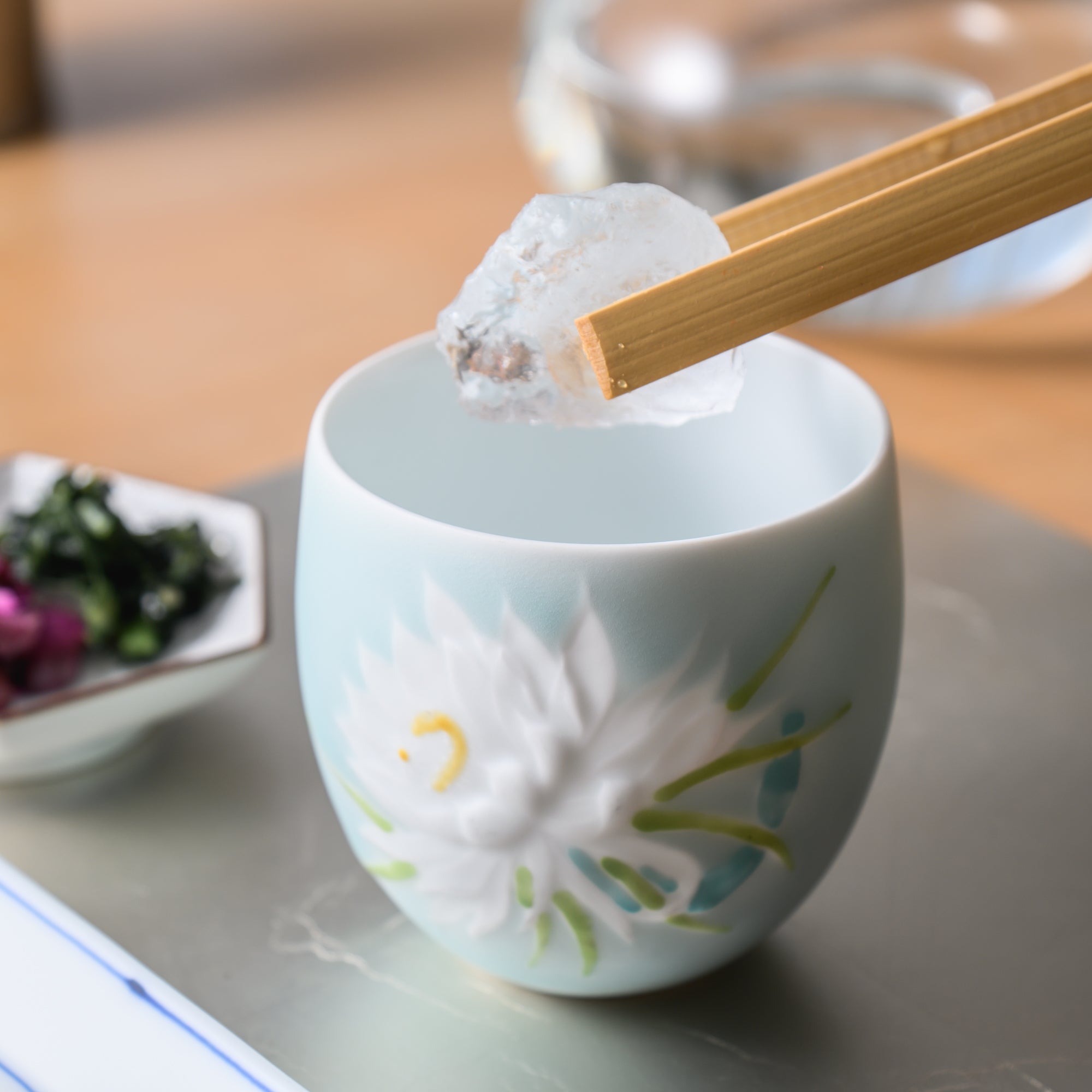 Hataman Touen Moist Orchid Cactus Imari Nabeshima Ware Cup - MUSUBI KILN - Quality Japanese Tableware and Gift