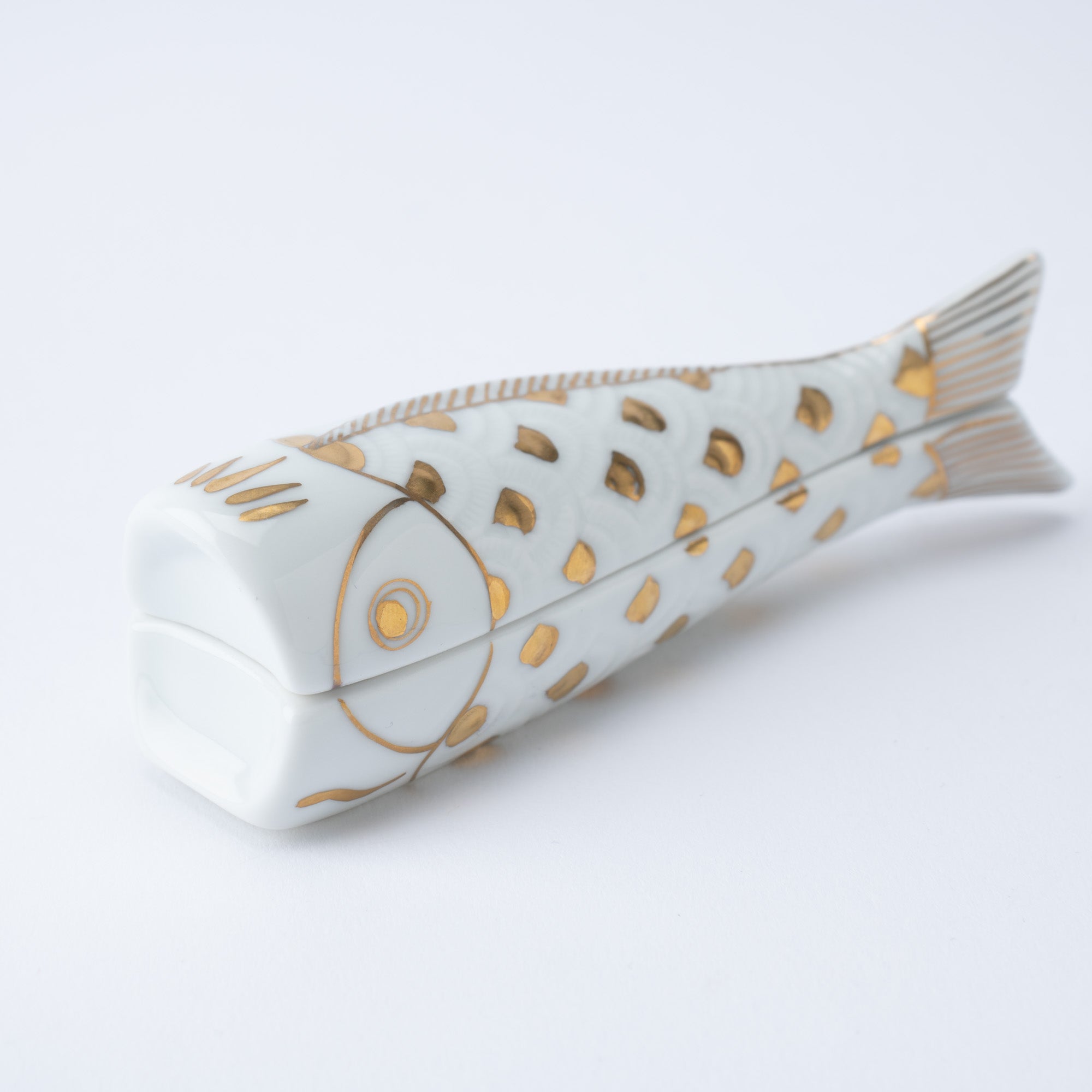 Hataman Touen White Carp Streamer Nabeshima Ware Small Box - MUSUBI KILN - Quality Japanese Tableware and Gift