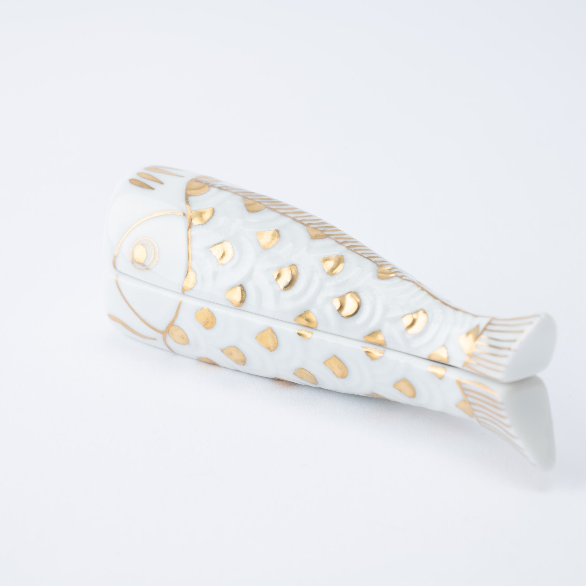 Hataman Touen White Carp Streamer Nabeshima Ware Small Box - MUSUBI KILN - Quality Japanese Tableware and Gift