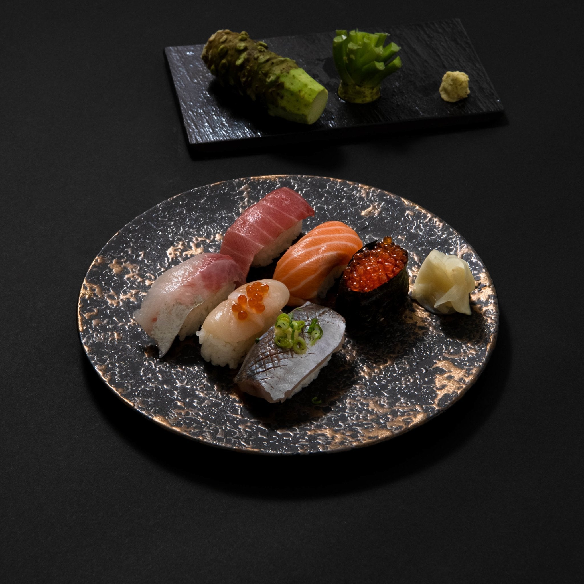 Hibino Kirin Mino Ware Round Plate 9.8in - MUSUBI KILN - Quality Japanese Tableware and Gift