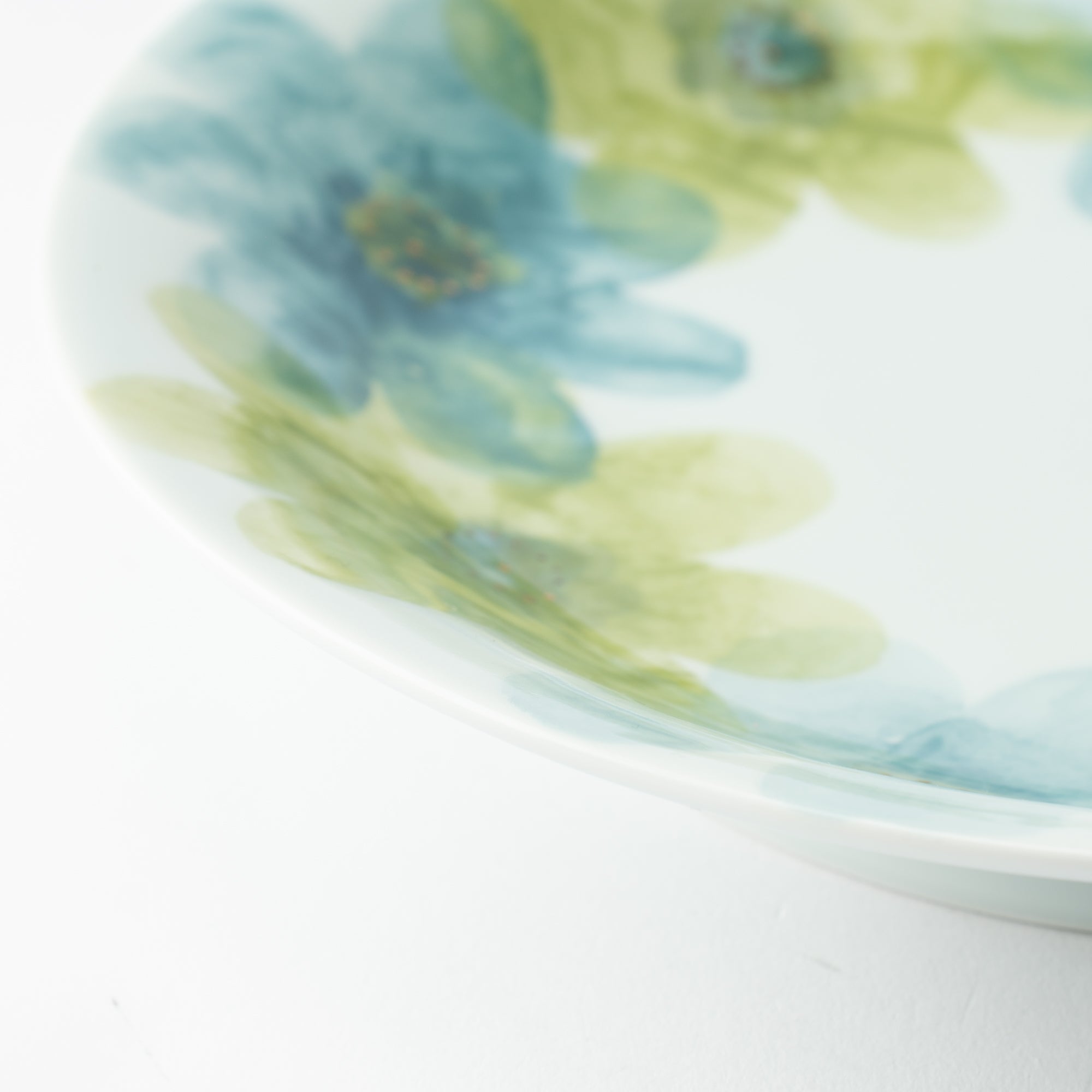 Higashi Kiln Light Fleur Tobe Round Plate - MUSUBI KILN - Quality Japanese Tableware and Gift
