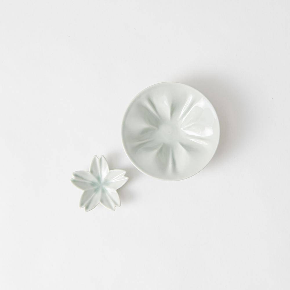Hiracle Sakura Kutani Sauce Plate Set - MUSUBI KILN - Quality Japanese Tableware and Gift
