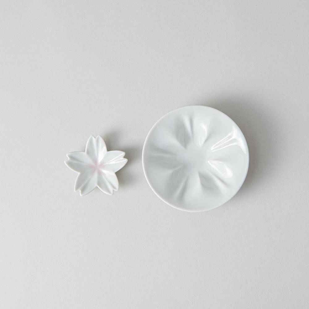 Hiracle Sakura Kutani Sauce Plate Set - MUSUBI KILN - Quality Japanese Tableware and Gift