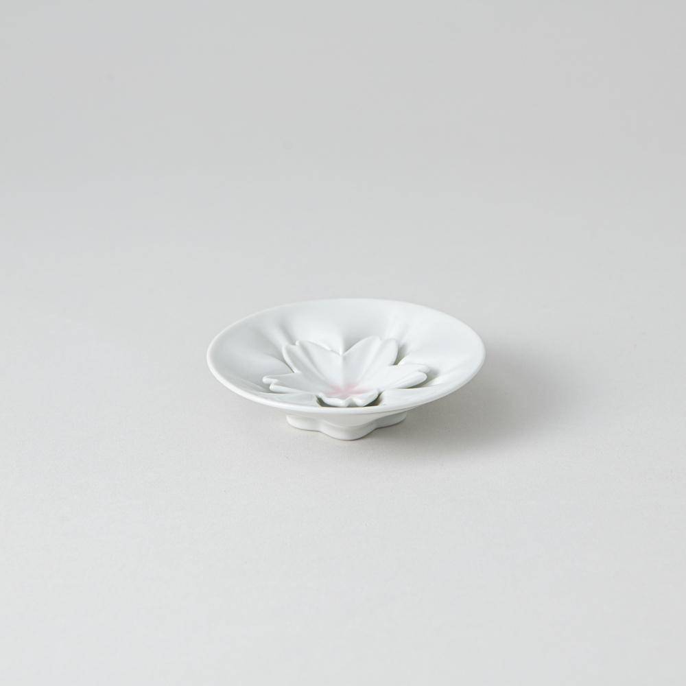 Hiracle Sakura Kutani Sauce Plate Set - MUSUBI KILN - Quality Japanese Tableware and Gift