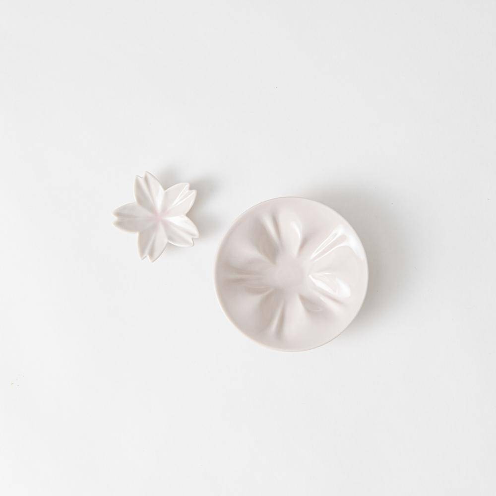 Hiracle Sakura Kutani Sauce Plate Set - MUSUBI KILN - Quality Japanese Tableware and Gift