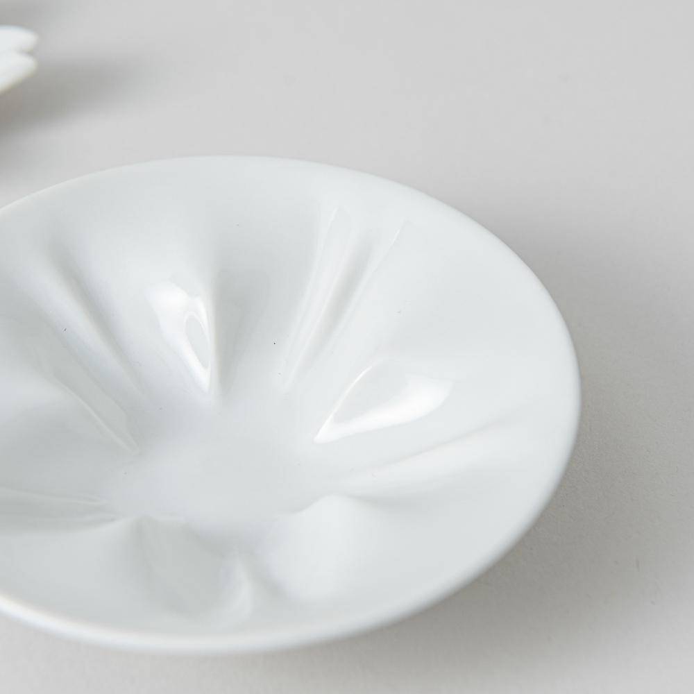 Hiracle Sakura Kutani Sauce Plate Set - MUSUBI KILN - Quality Japanese Tableware and Gift