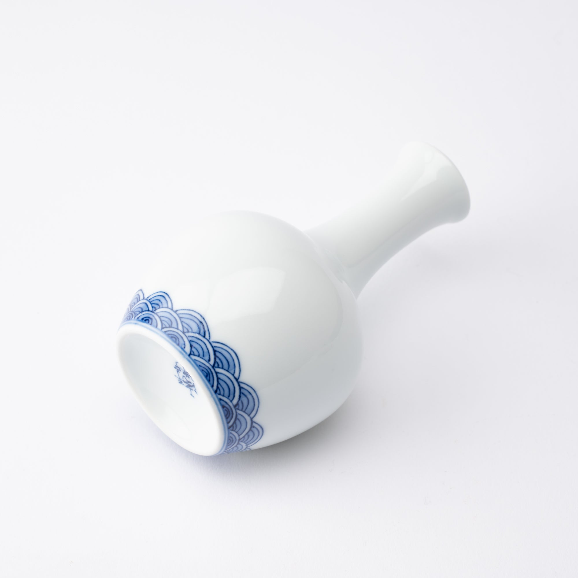 Hirado Dimple Mikawachi Ware Tokkuri Sake Carafe - MUSUBI KILN - Quality Japanese Tableware and Gift