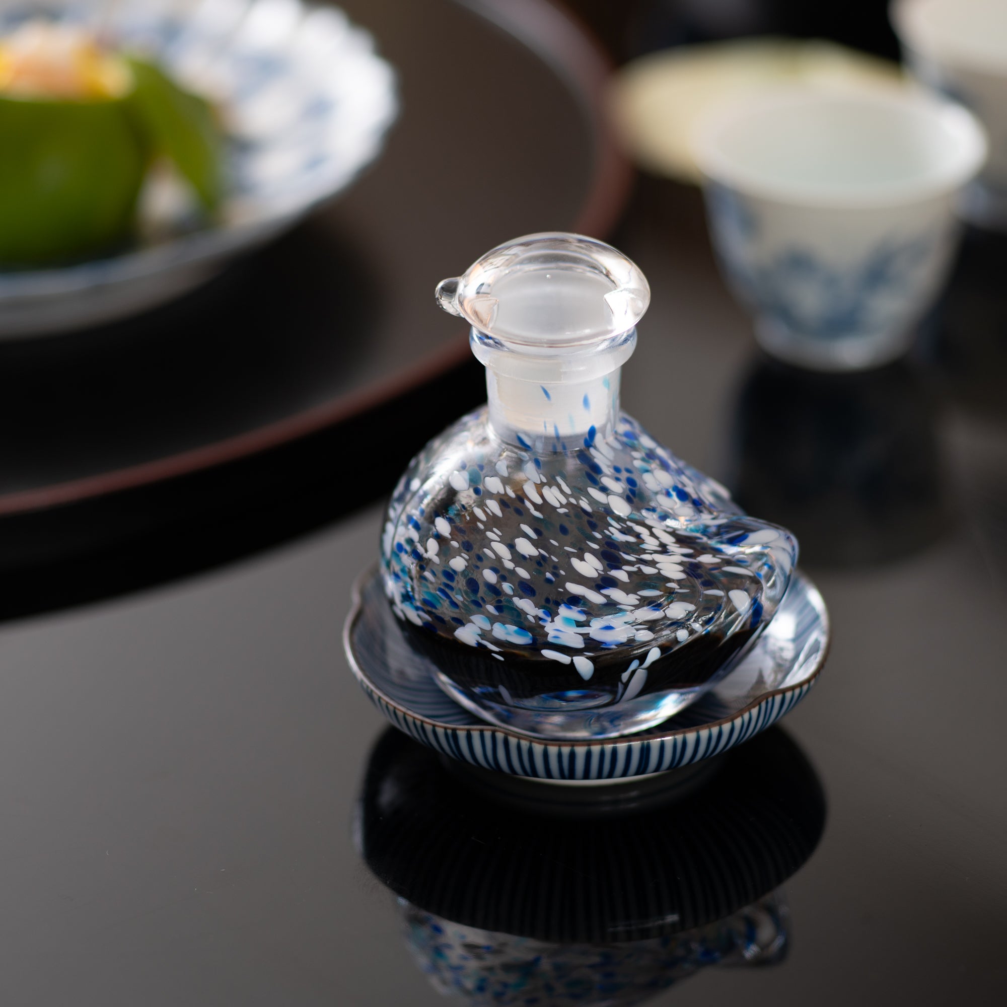 Hirota Blue Bird Edo Glass Soy Sauce Dispenser - MUSUBI KILN - Quality Japanese Tableware and Gift