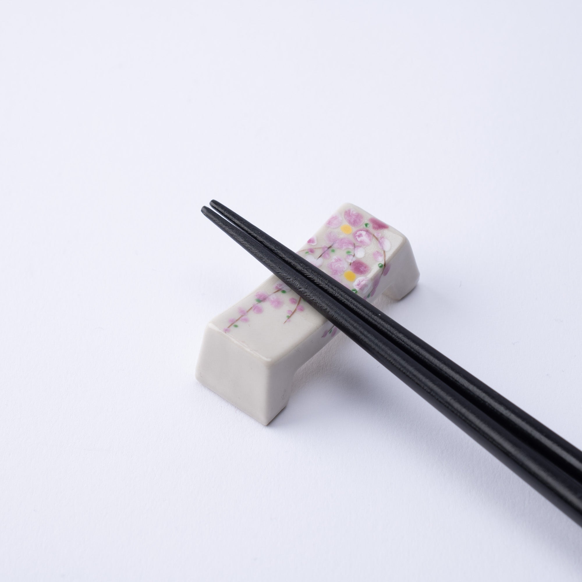 Hozan Kiln Pink Weeping Cherry Kyo Ware Chopstick Rest Set - MUSUBI KILN - Quality Japanese Tableware and Gift