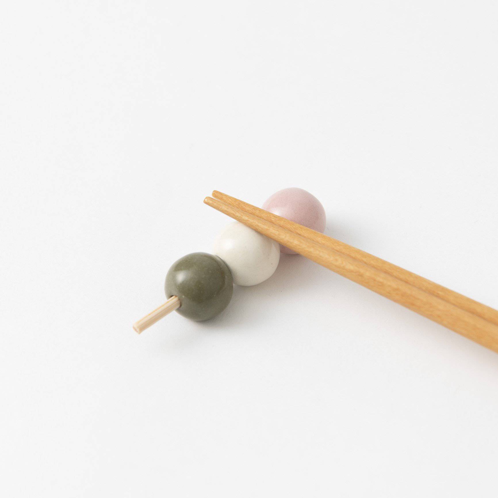 Ihoshiro Kiln Wagashi Series Mino Ware Chopstick Rest - MUSUBI KILN - Quality Japanese Tableware and Gift
